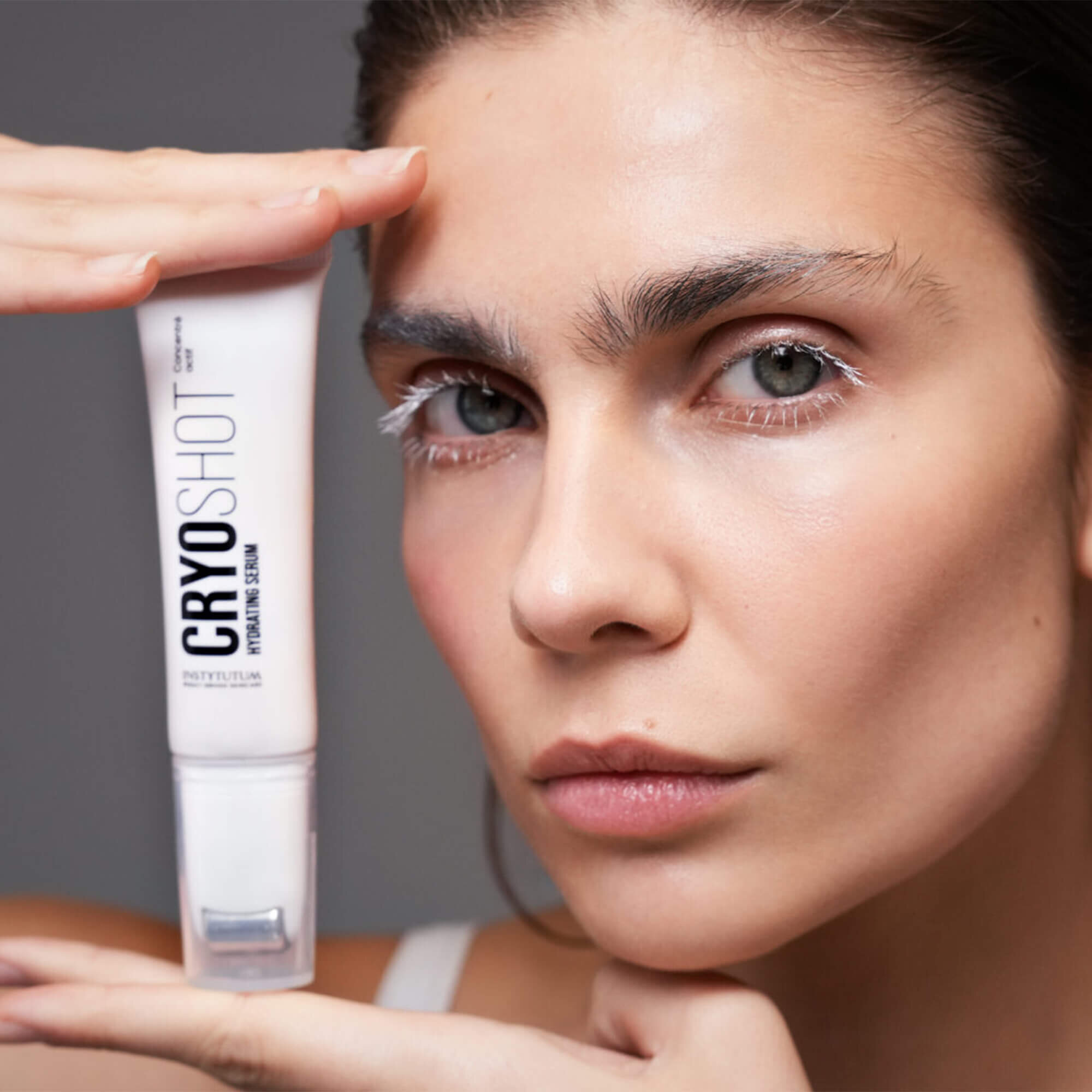 Зволожуюча сироватка Instytutum Cryoshot Hydrating Serum 