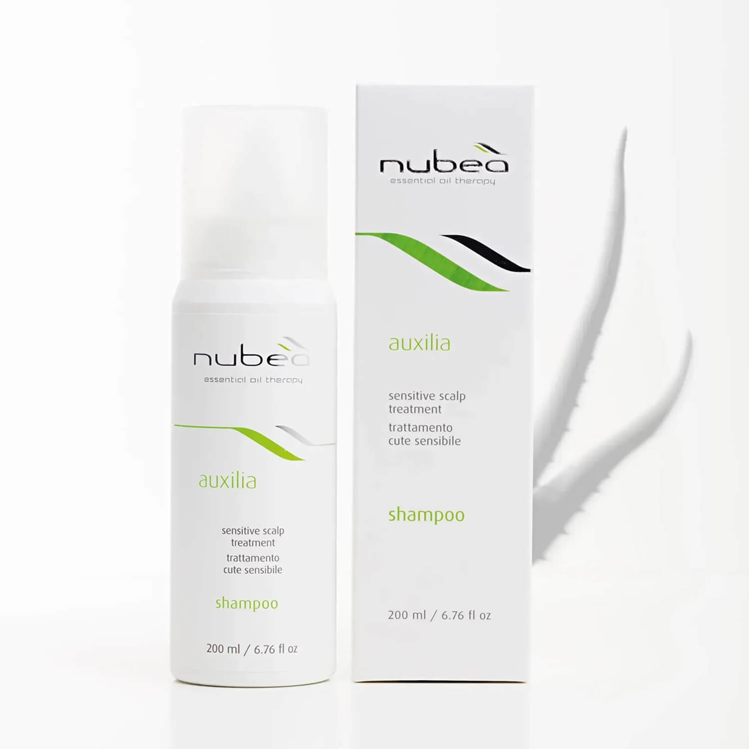 Шампунь для чувствительной кожи головы Nubea Auxilia Sensitive Scalp Shampoo 