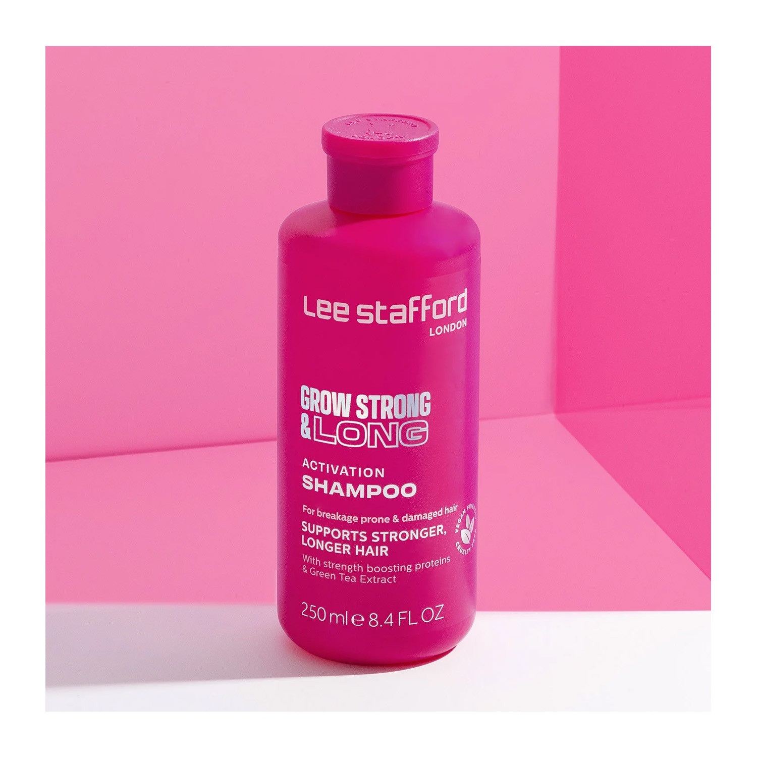 Шампунь-активатор росту волосся Lee Stafford Grow Strong And Long Activation Shampoo