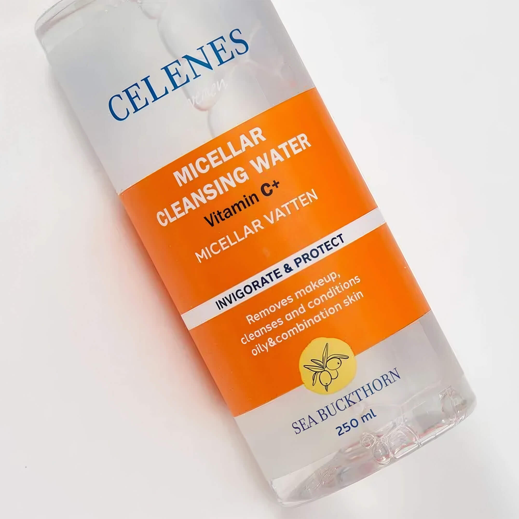 Міцелярна вода з обліпихою для жирної та комбінованої шкіри Celenes Water Oily and Combination Skin