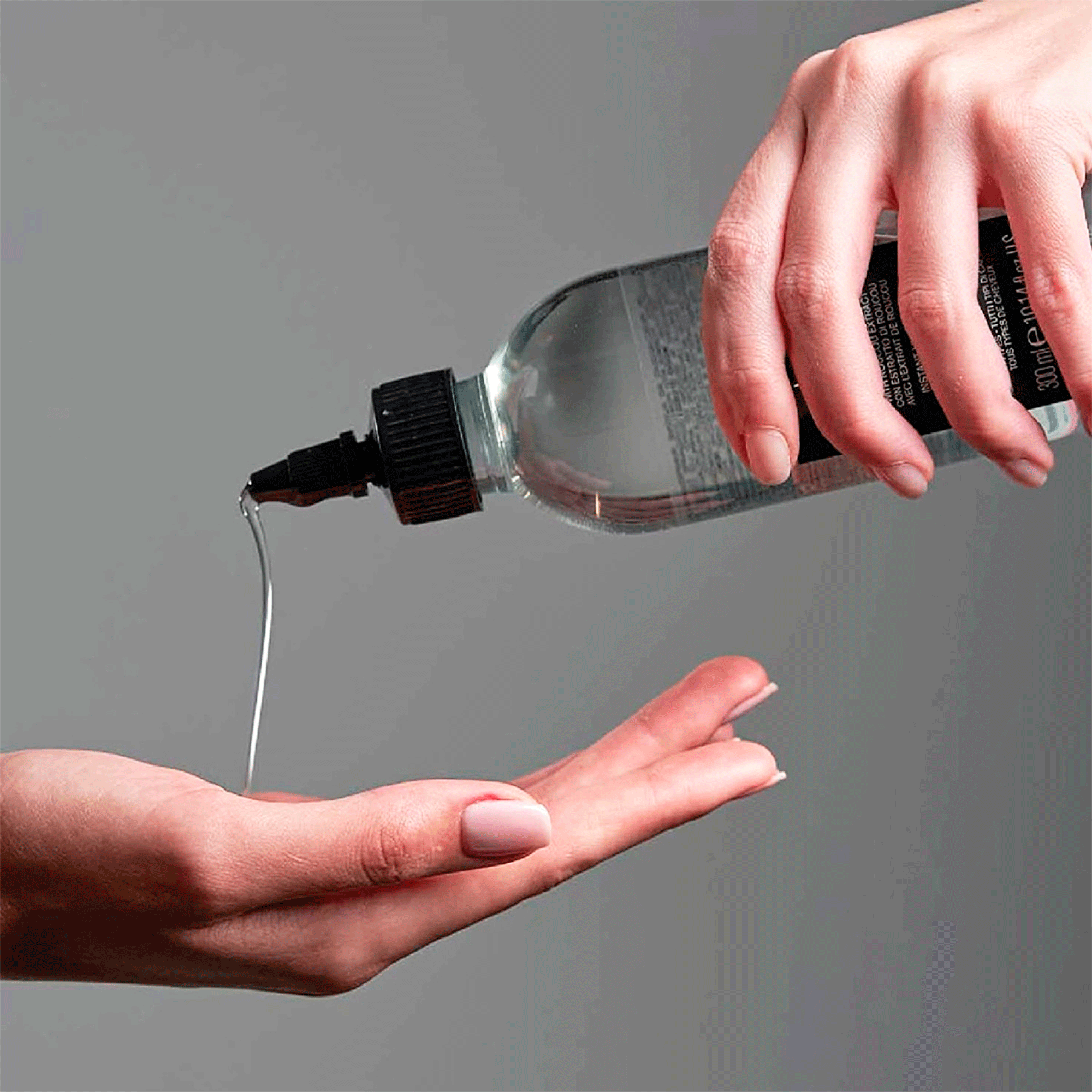 Мгновенное средство для ультра блеска и смягчения волос Davines OI Liquid Luster