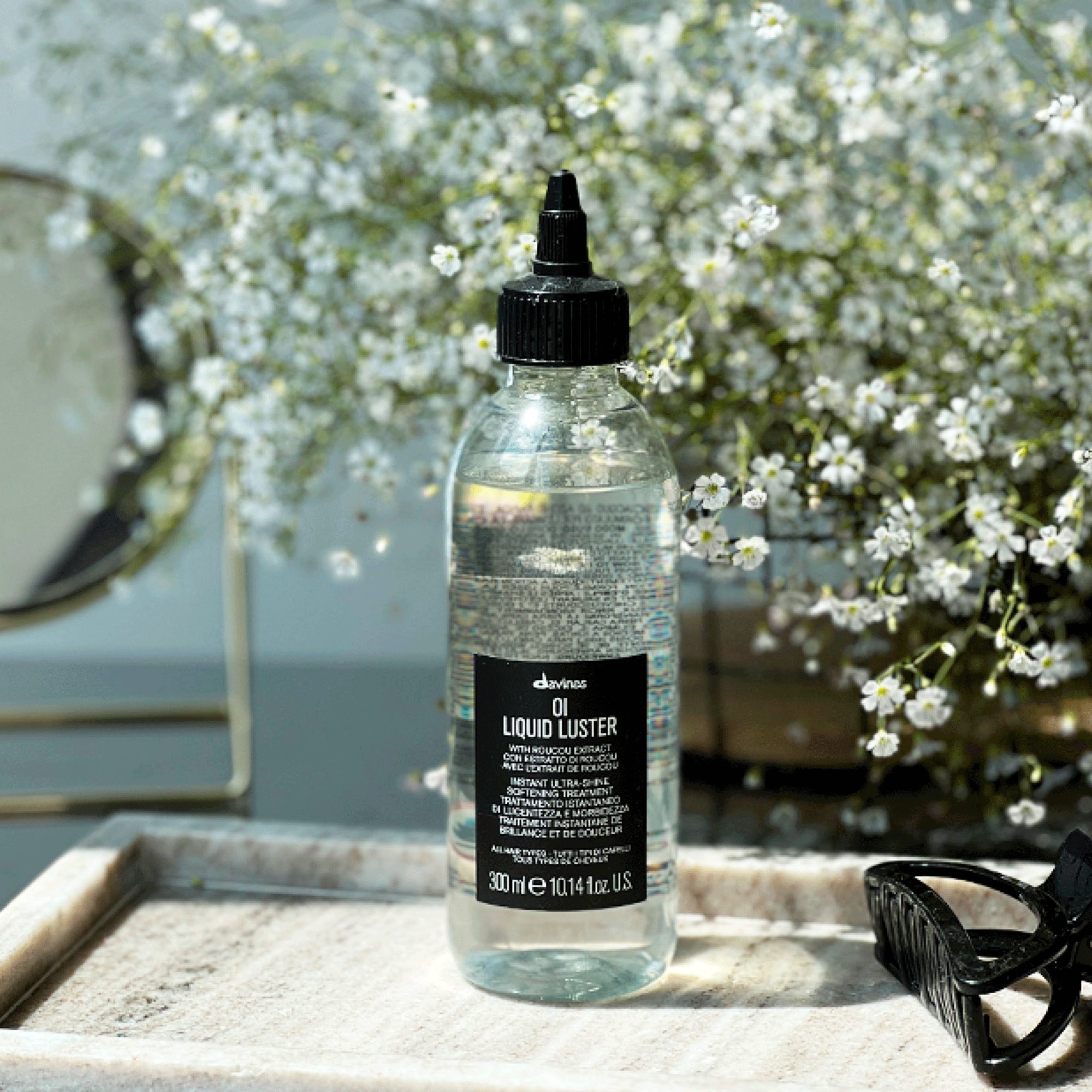 Мгновенное средство для ультра блеска и смягчения волос Davines OI Liquid Luster