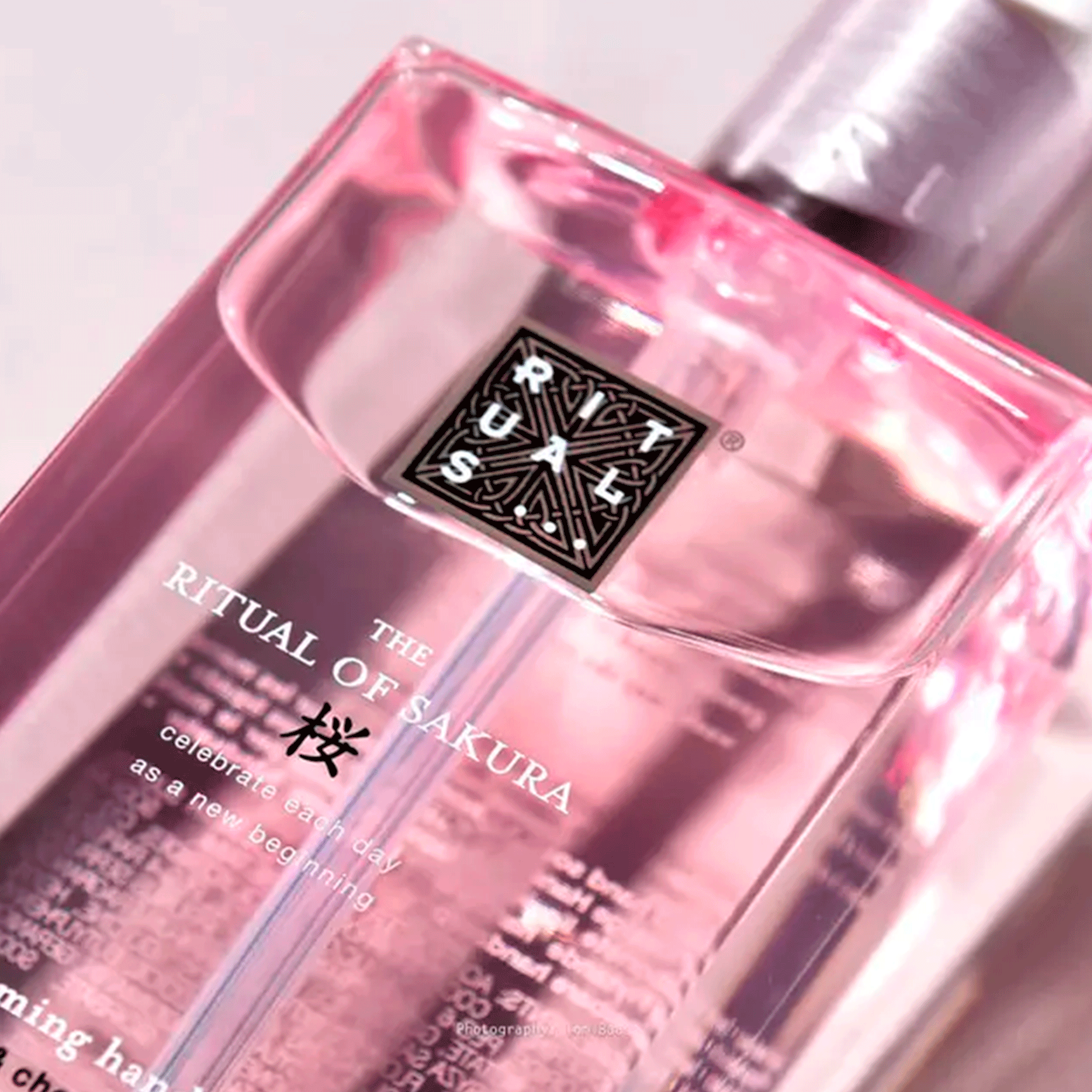 Питательное мыло для рук Rituals The Ritual Of Sakura Hand Wash