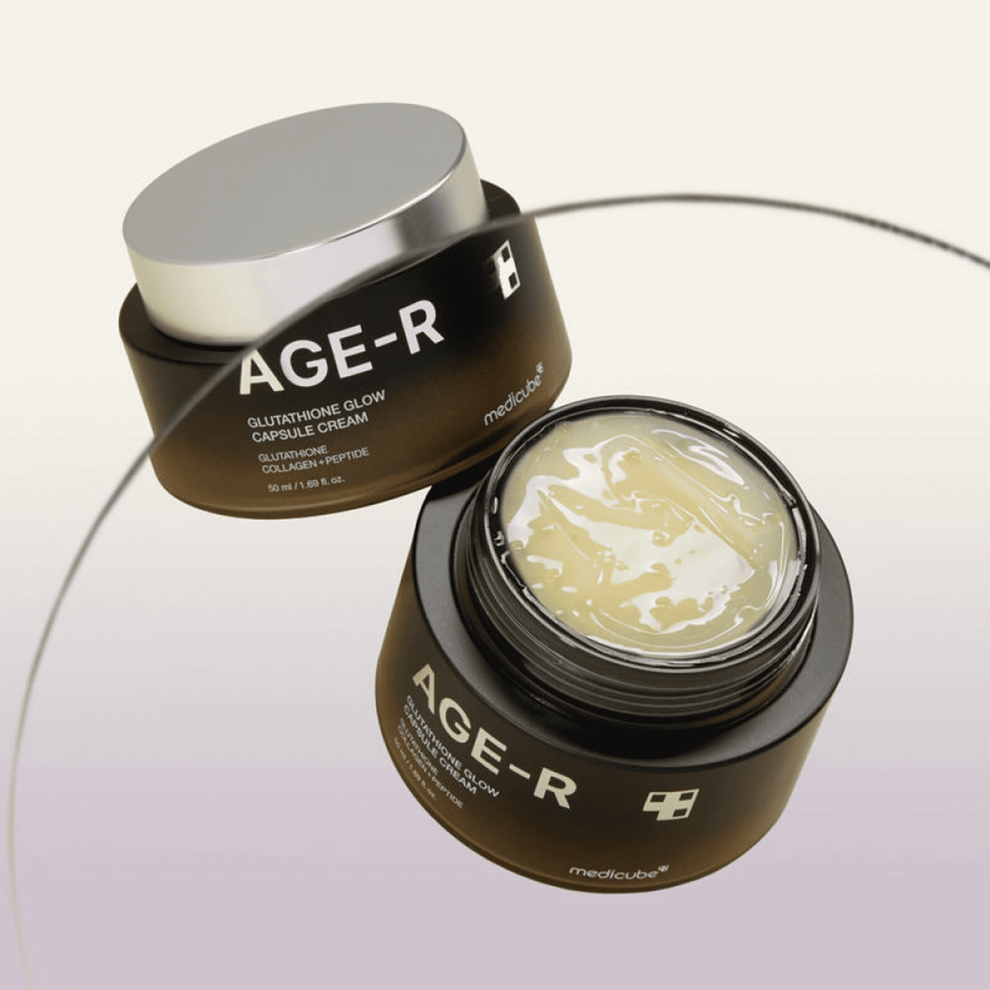 Увлажняющий гель-крем с капсулами глутатиона Medicube Age-R Glutathione Glow Capsule Cream
