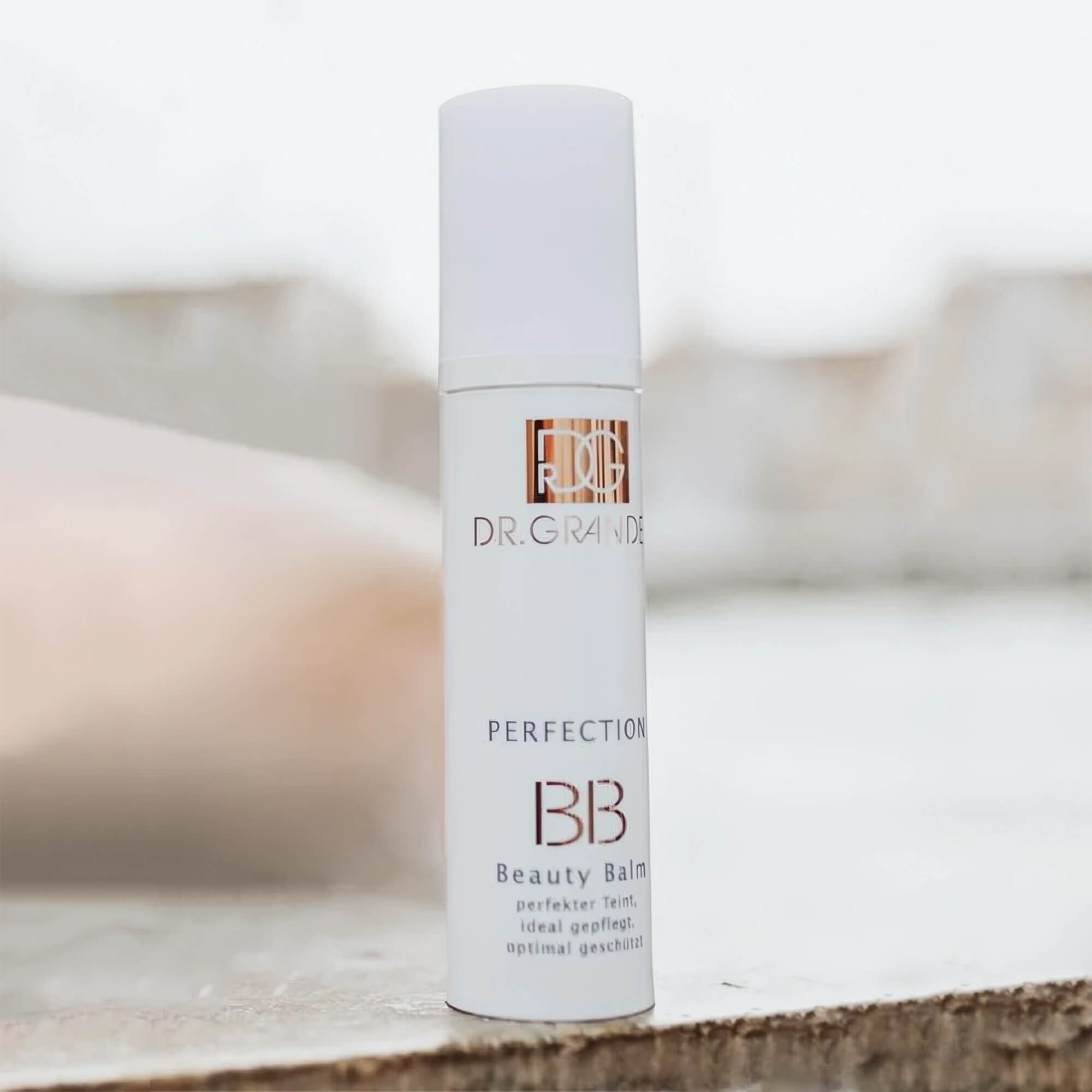 Увлажняющий солнцезащитный крем Dr.Grandel Perfection BB Beauty Balm