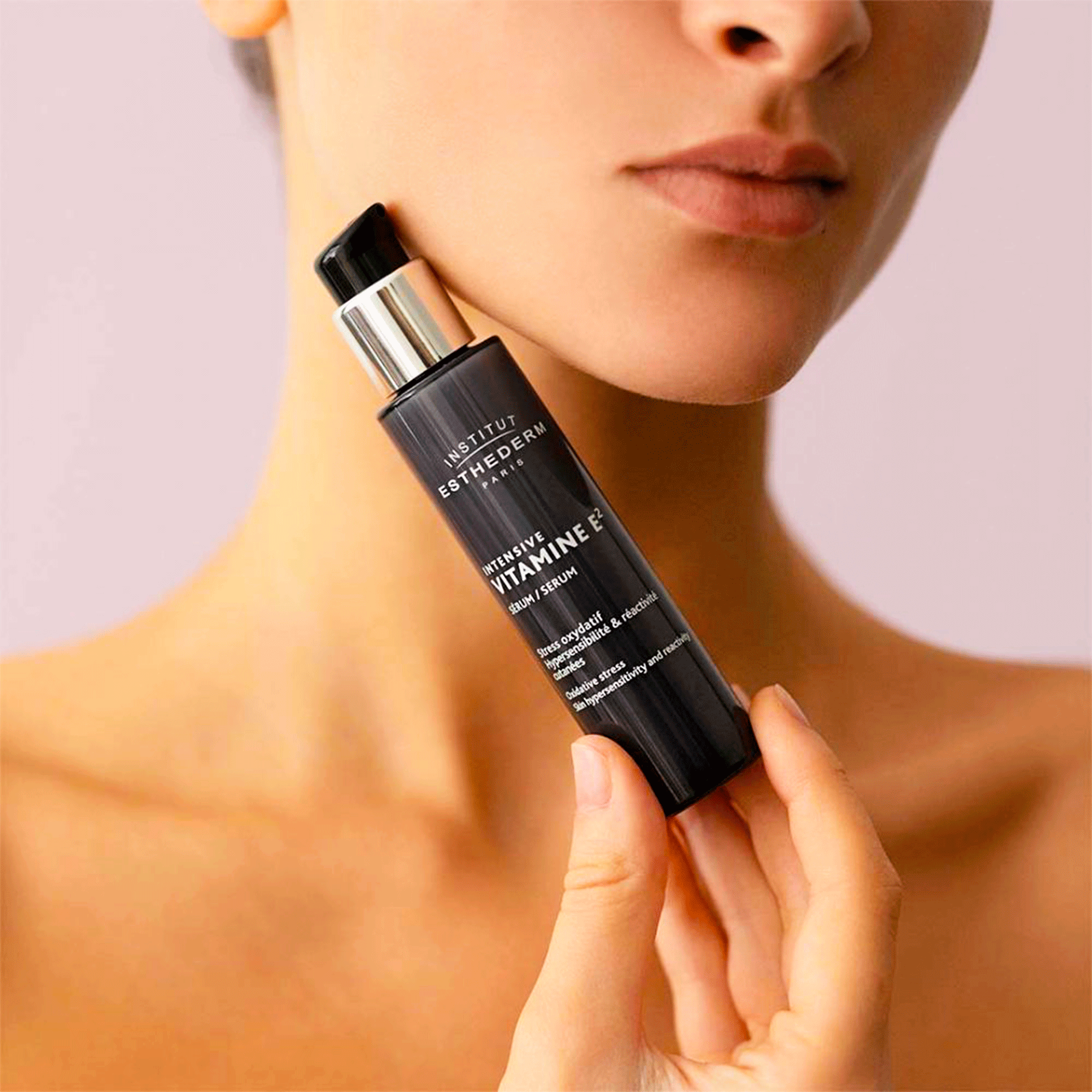 Сыворотка на основе витамина E² Institut Esthederm Intensive Vitamin E² Serum