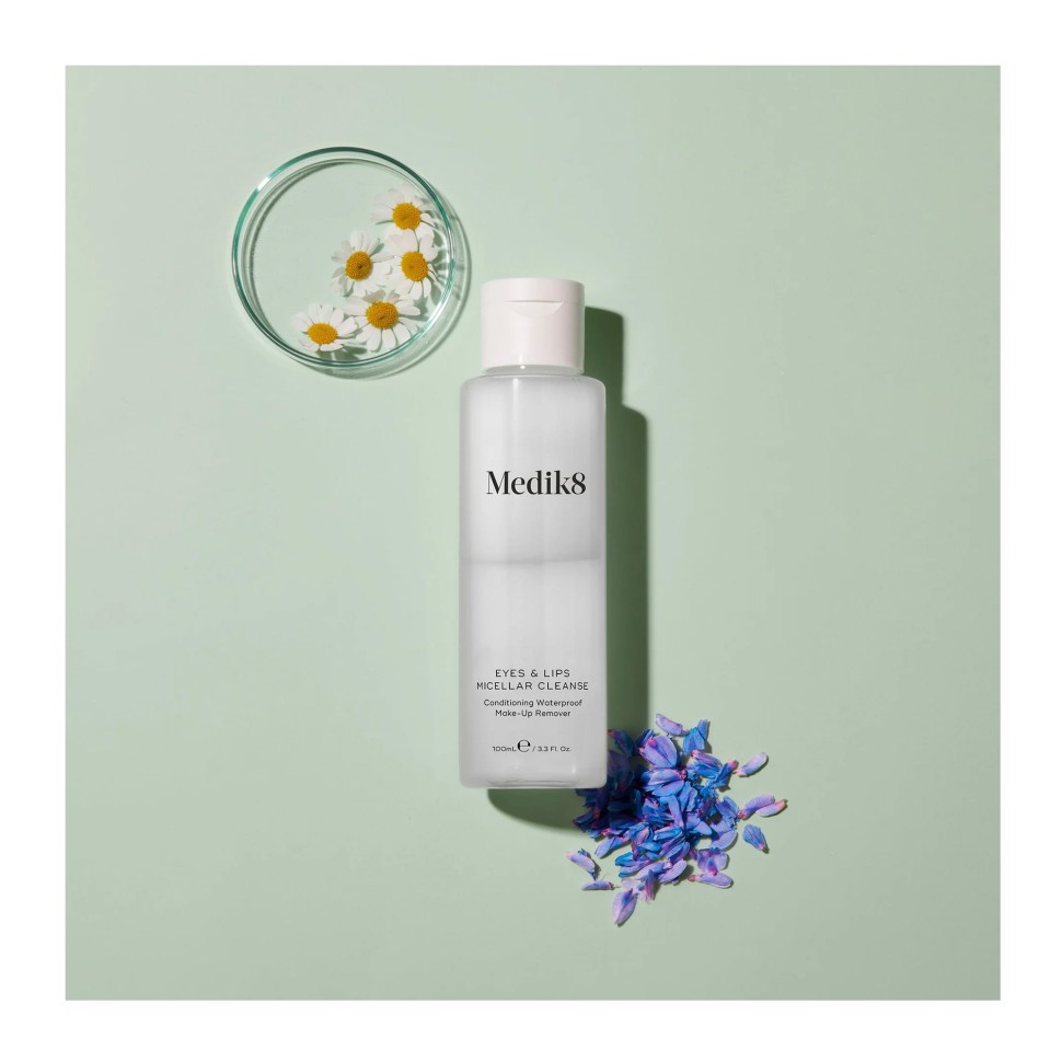 Засіб для зняття макіяжу з очей та губ Medik8 Micellar Cleanse