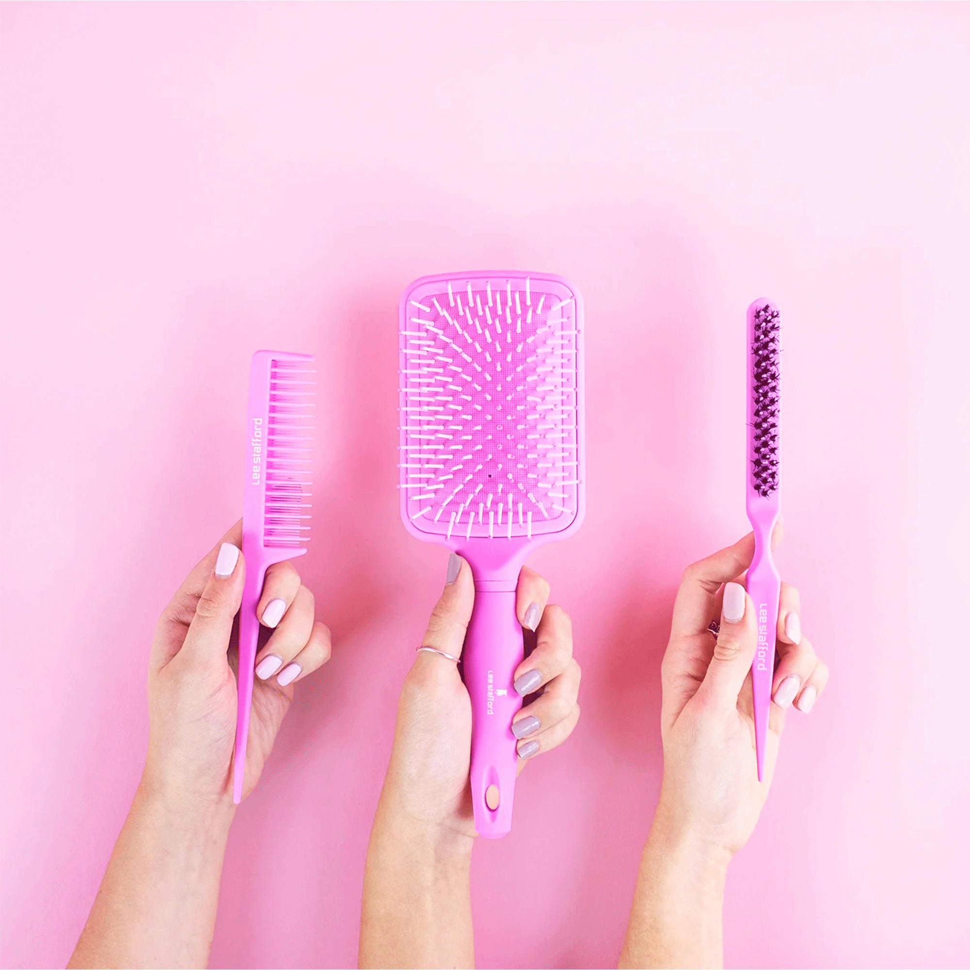 Массажная щетка для волос Lee Stafford Smooth And Polish Paddle Brush