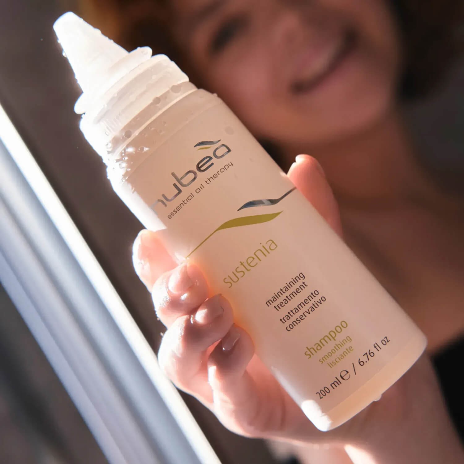 Разглаживающий шампунь для волос Nubea Sustenia Smoothing Shampoo