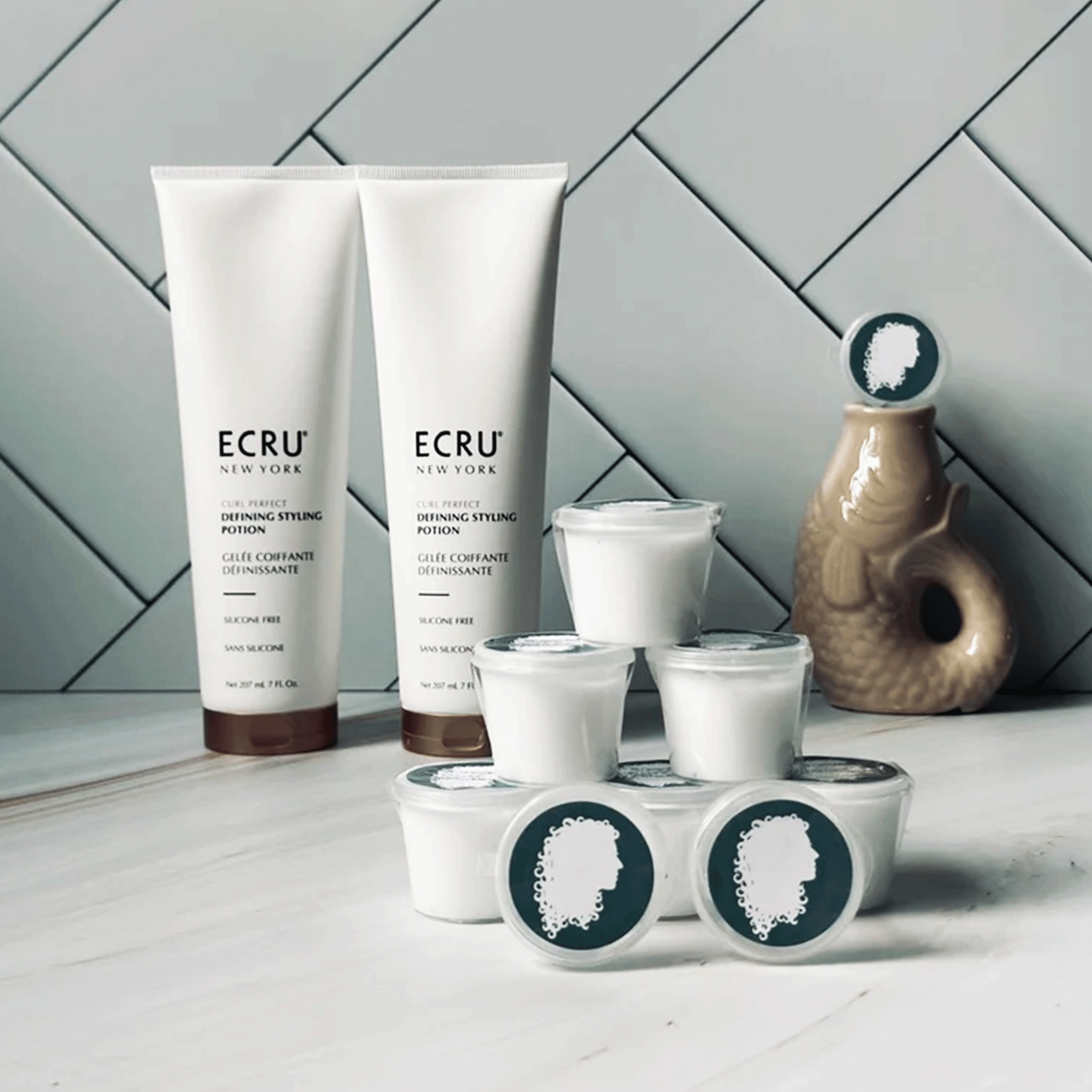 Формирующий эликсир для волос Идеальные локоны ECRU NY Curl Perfect Defining Styling Potion