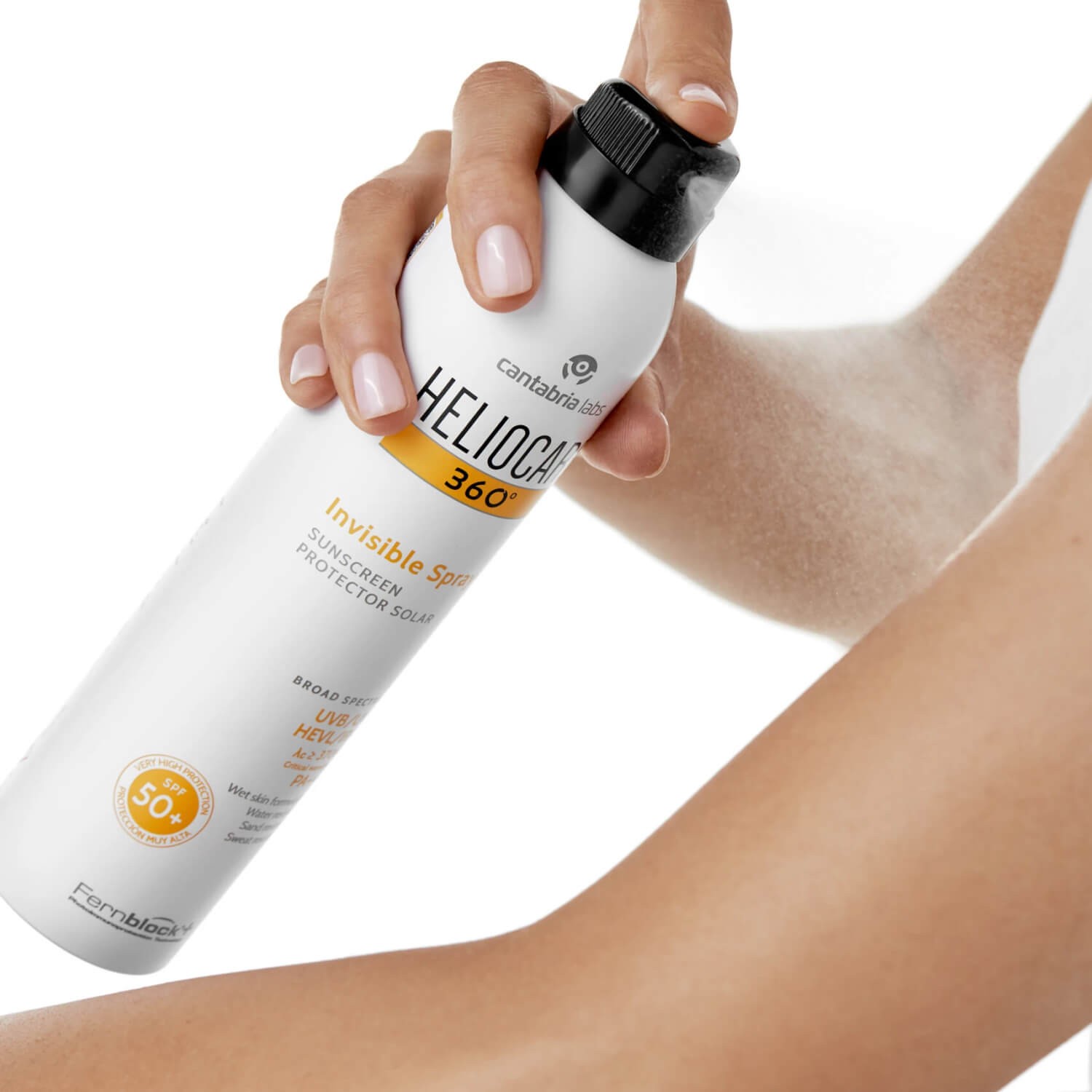 Сонцезахисний спрей невидимка з SPF 50+ Cantabria Labs Heliocare 360 ​​Invisible Spray SPF 50+