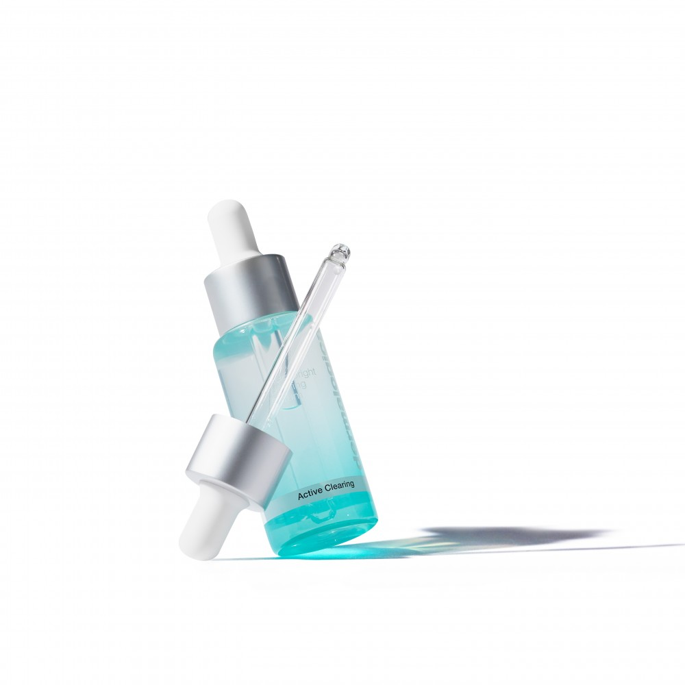 Очищуюча анти-ейдж сироватка Dermalogica Age Bright Clearing Serum