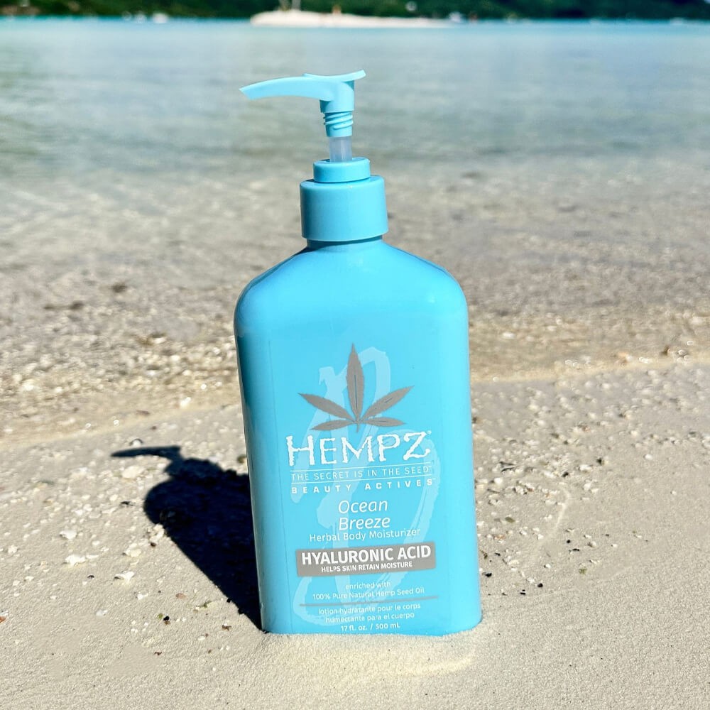 Увлажняющее молочко для тела с гиалуроновой кислотой Оушен Бриз Hempz Ocean Breeze Herbal Body Moisturizer With Hyaluronic Acid