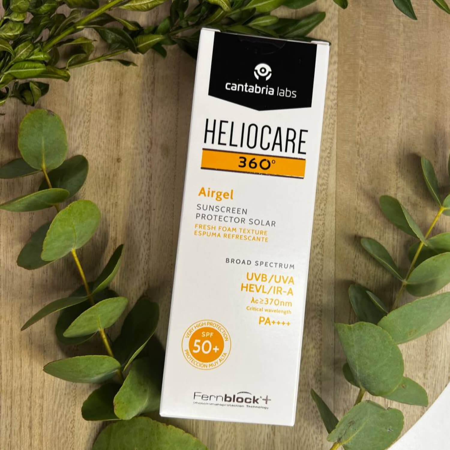 Сонцезахисний ультралегкий гель із SPF 50+  Cantabria Labs Heliocare 360 ​​Airgel SPF 50+