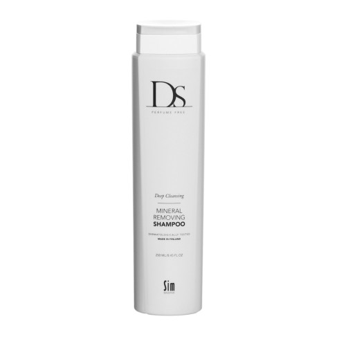 Шампунь для глибокого очищення волосся від мінералів DS Mineral Removing Shampoo