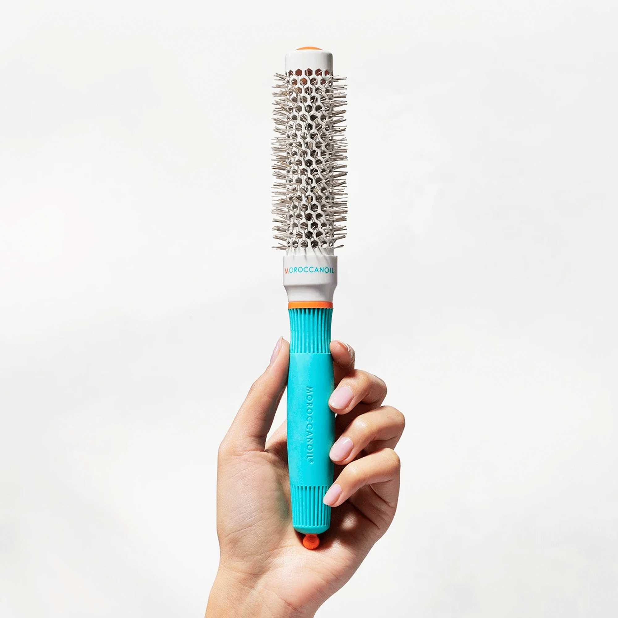 Щітка для волосся Moroccanoil Ceramic Ionic Round Hair Brush