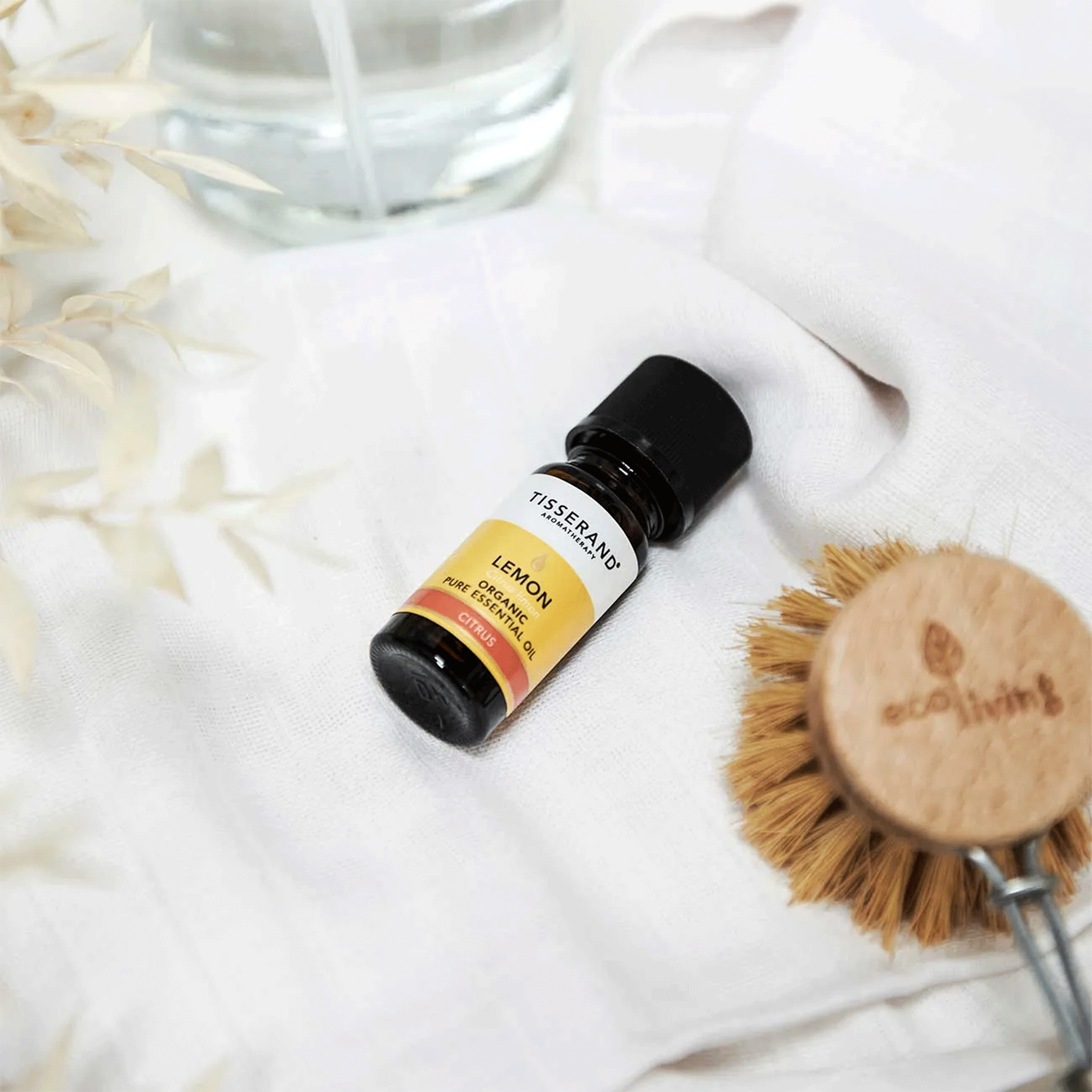 Органическое эфирное масло лимона Tisserand Lemon Organic Essential Oil