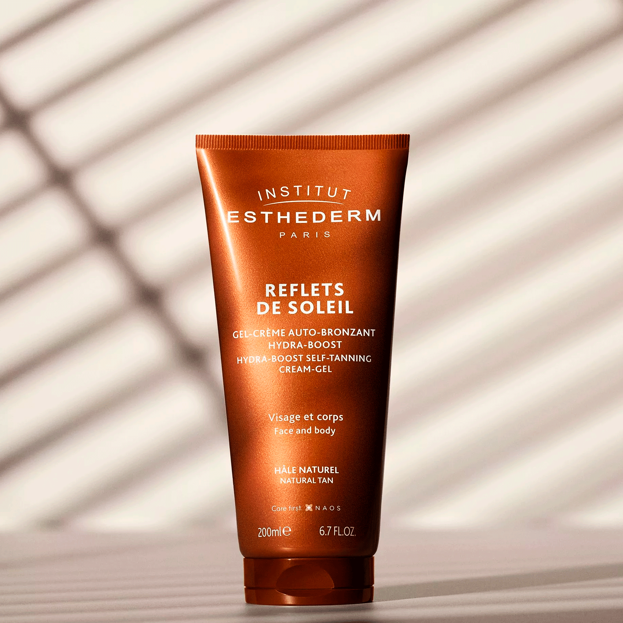 Крем-гель для автозасмаги Institut Esthederm Reflets De Soleil Hydra Boost Self Tanning Cream-Gel
