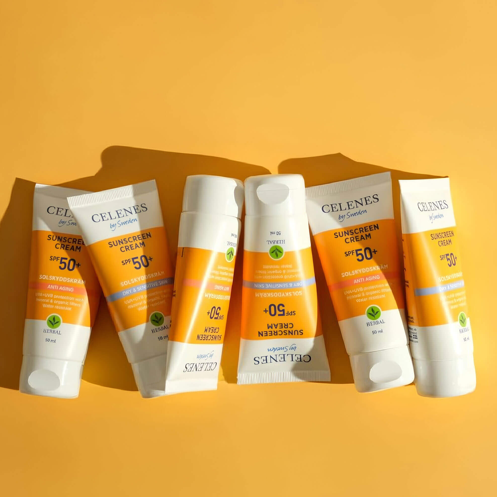 Сонцезахисний крем проти старіння Celenes Sunscreen Cream SPF 50+ Anti Aging