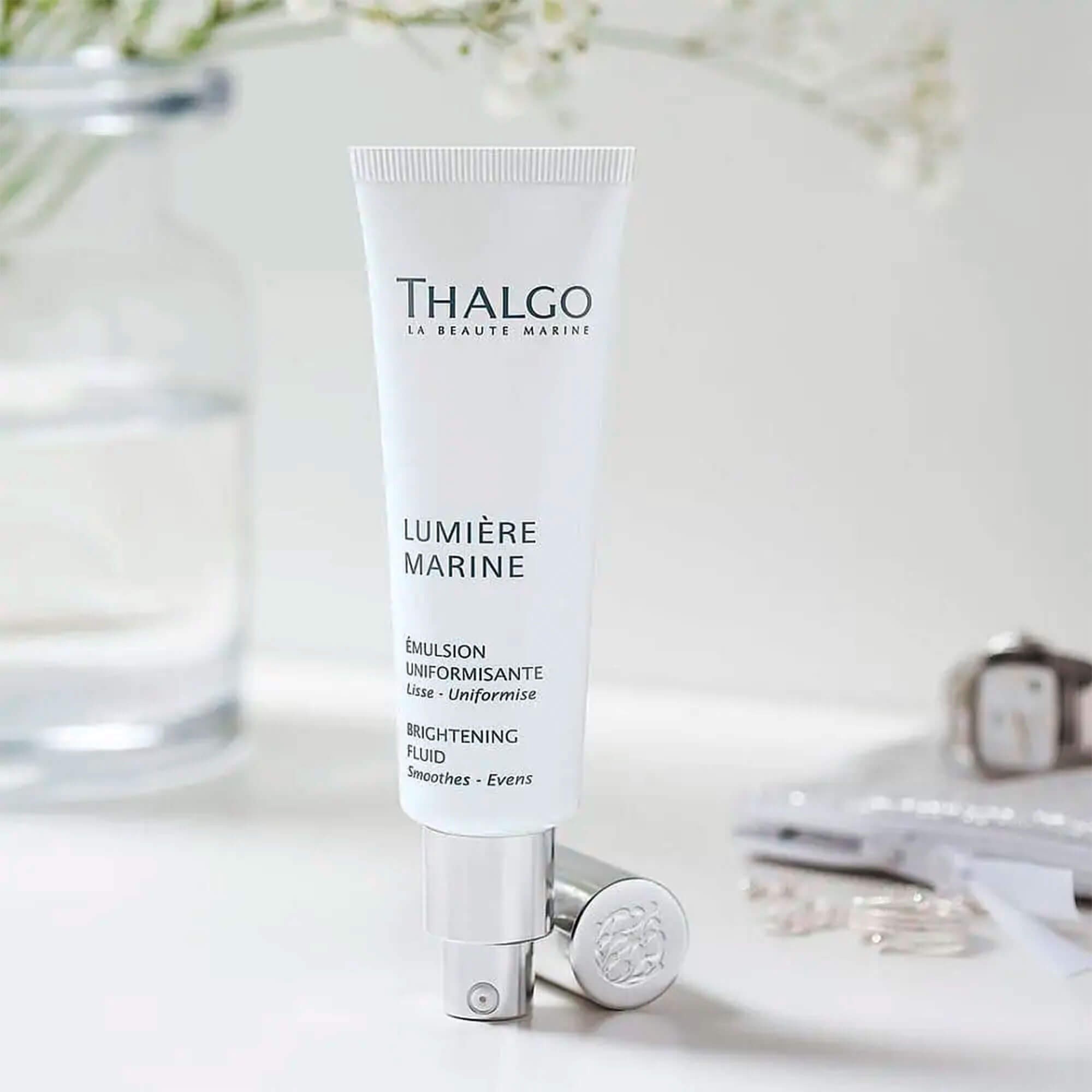 Осветляющая эмульсия для лица Thalgo Lumiere Marine Brightening Fluid
