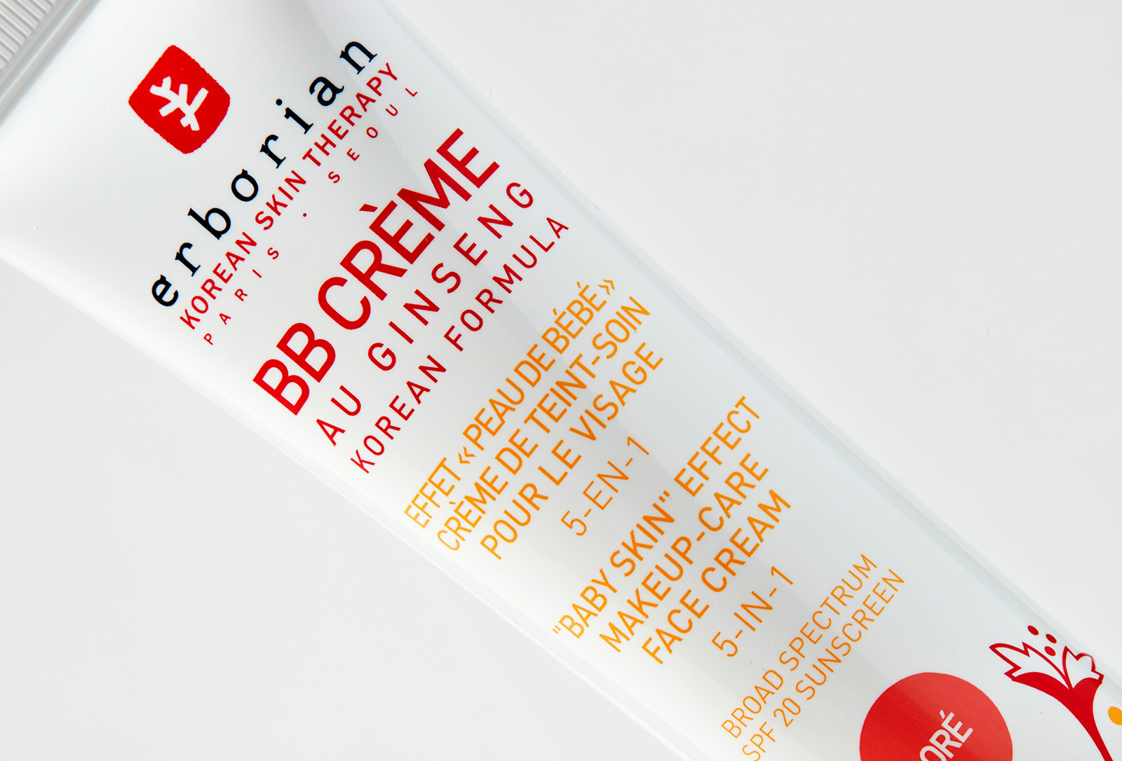BB крем-догляд з тонуючим ефектом 5-в-1 Erborian BB Cream Dore