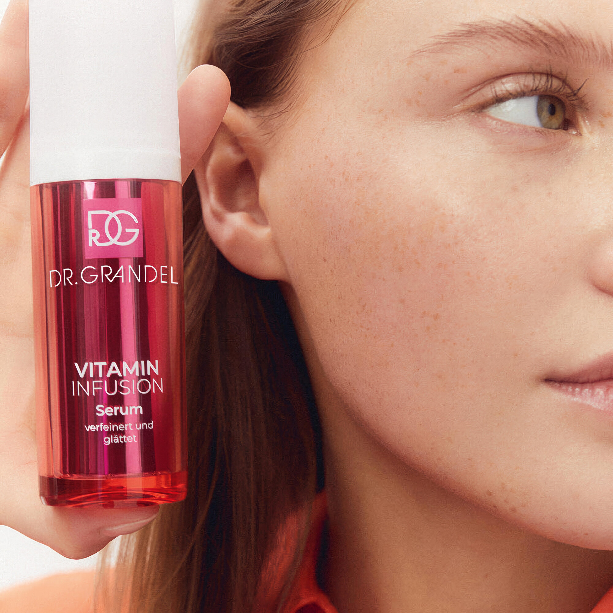 Разглаживающая и очищающая сыворотка Dr.Grandel Vitamin Infusion Serum