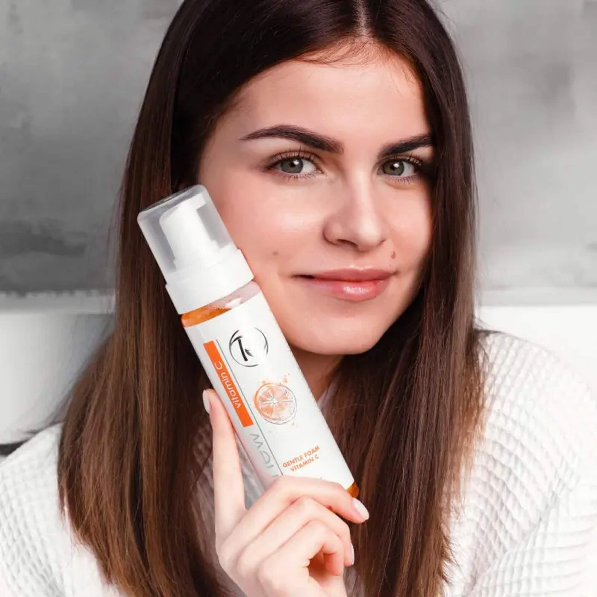 М'яка пінка для вмивання з вітаміном С Renew Gentle Foam Vitamin C