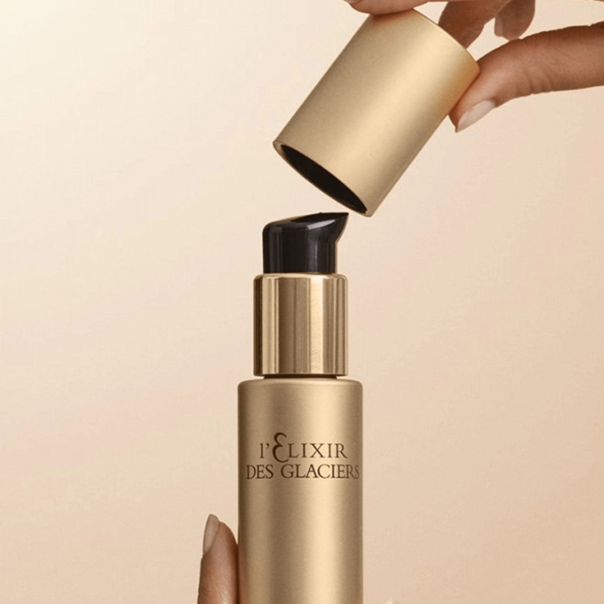 Еліксир Льодовиків Чарівна сироватка для обличчя Valmont Merveilleux Anti-aging Serum