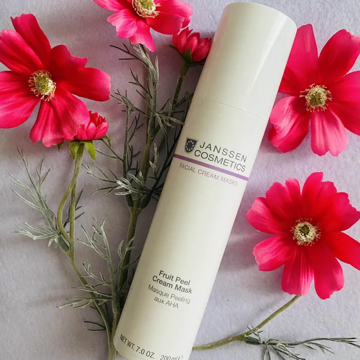 Очищающая крем-маска с AHA-кислотами Janssen Cosmetics Fruit Peel Cream Mask