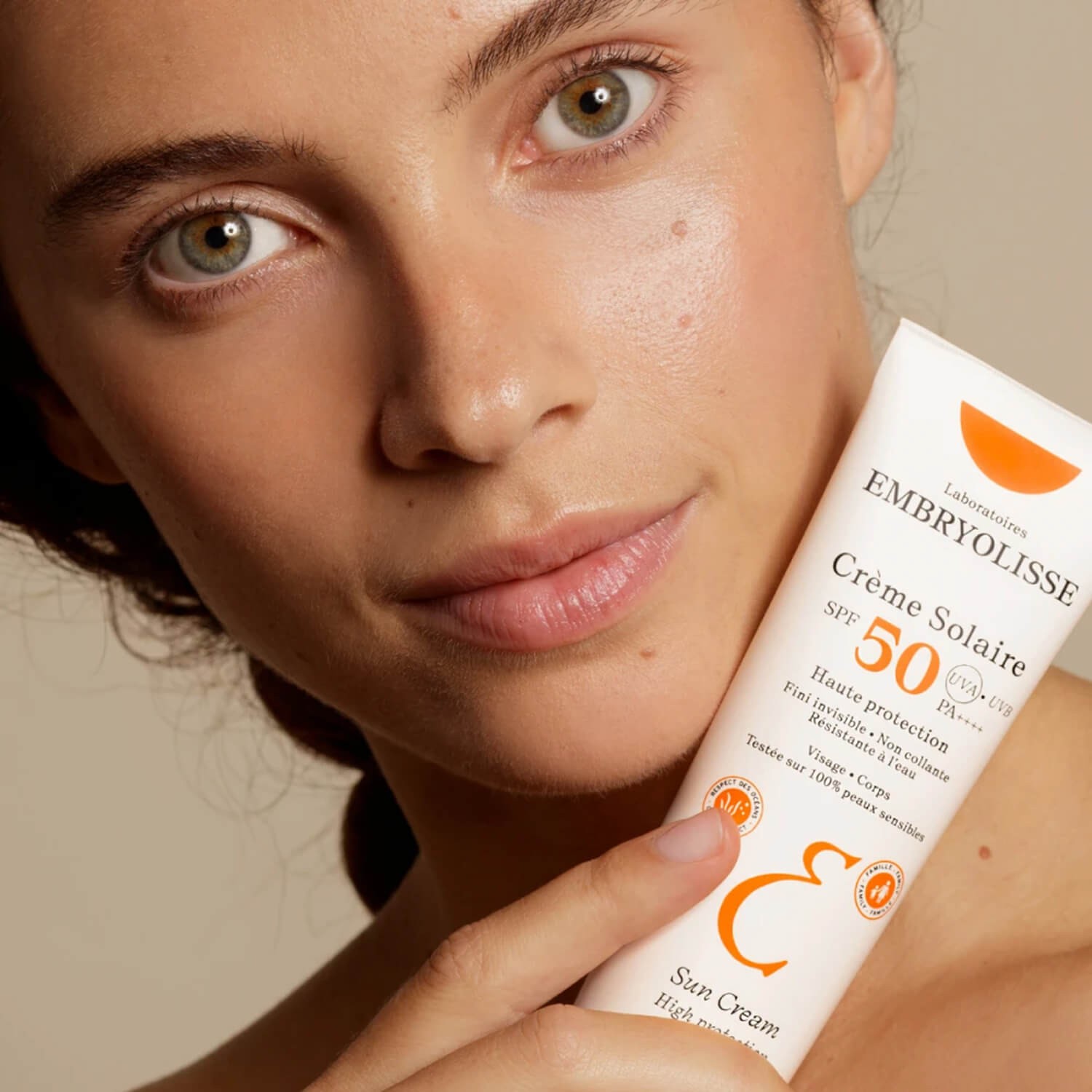 Солнцезащитный увлажняющий крем SPF 50 Embryolisse Laboratories Sun Cream SPF 50