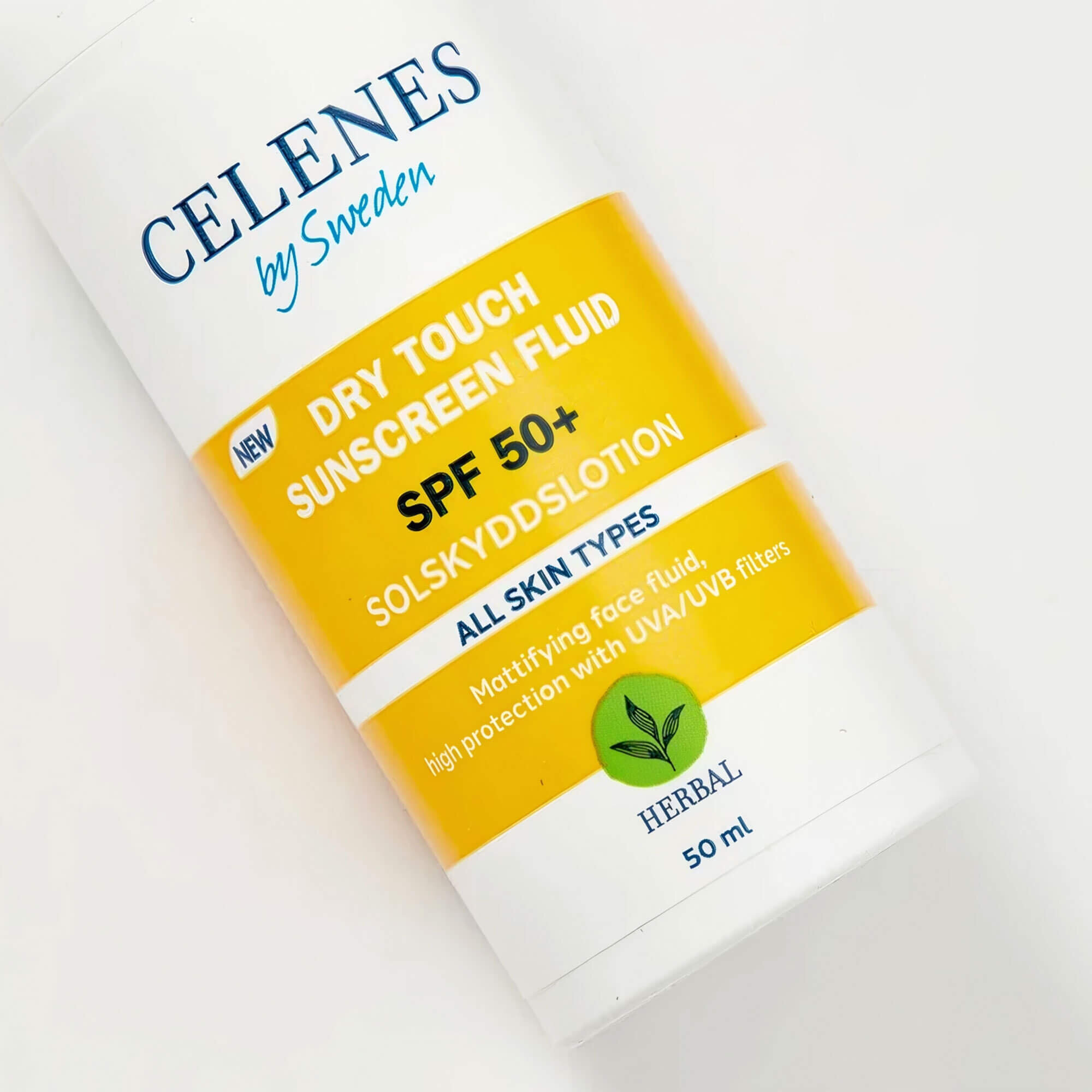 Сонцезахисний флюїд  Celenes Sunscreen Dry Touch Fluid SPF 50+