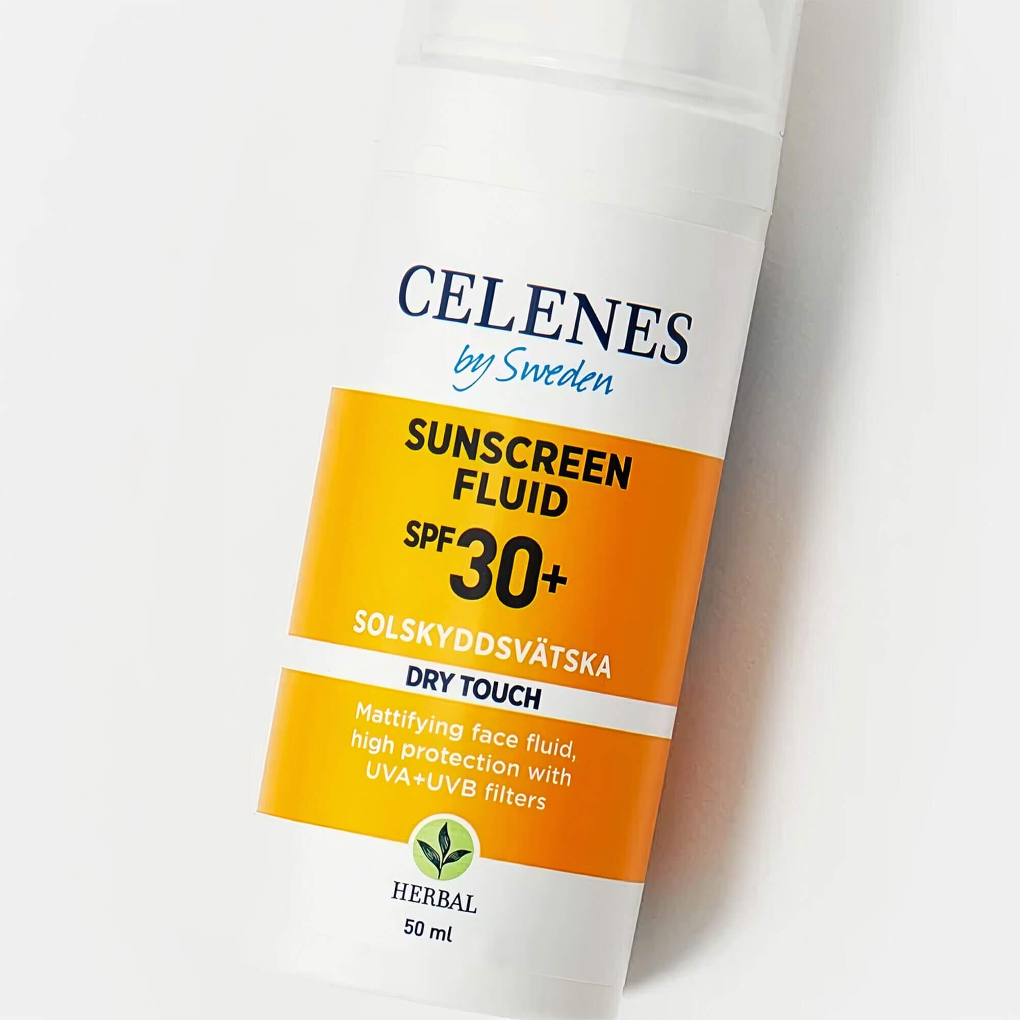 Сонцезахисний флюїд Celenes Sunscreen Dry Touch Fluid SPF 30+