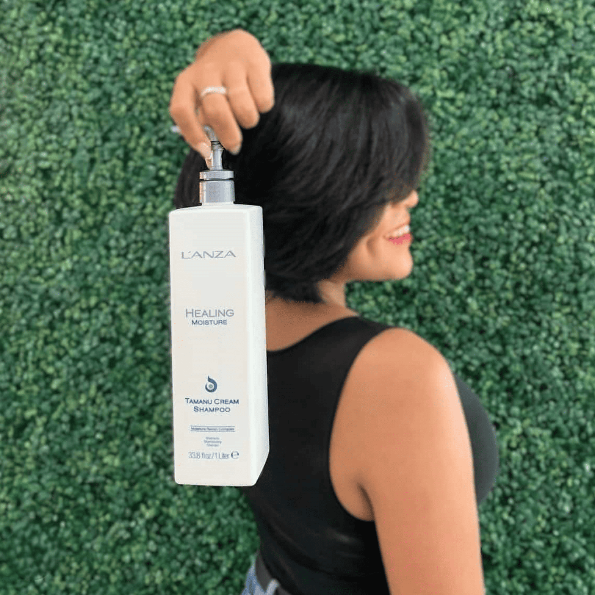 Відновлювальний крем-шампунь з олією L’anza Healing Moisture Tamanu Cream Shampoo