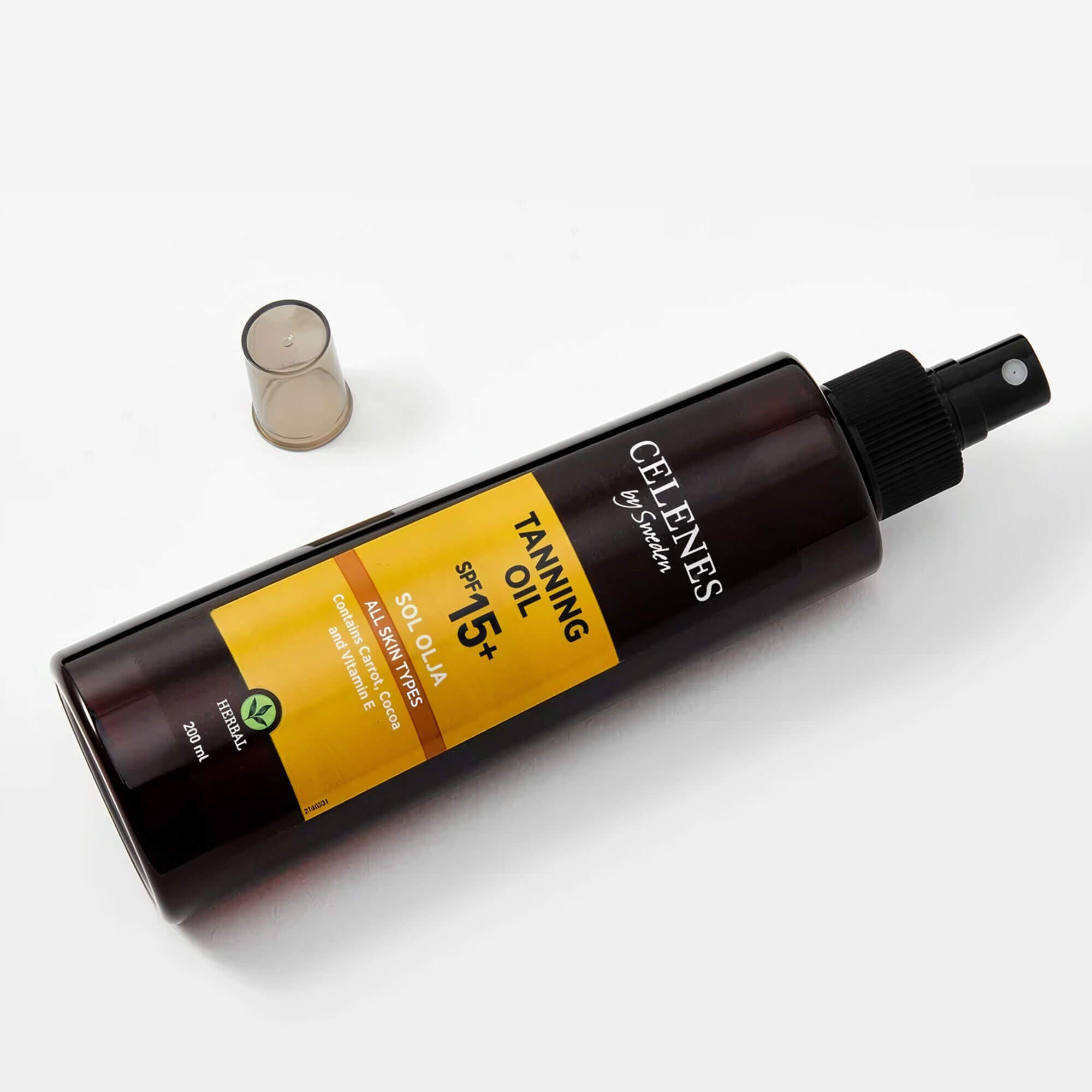 Олія для засмаги  Celenes Tanning Oil SPF 15