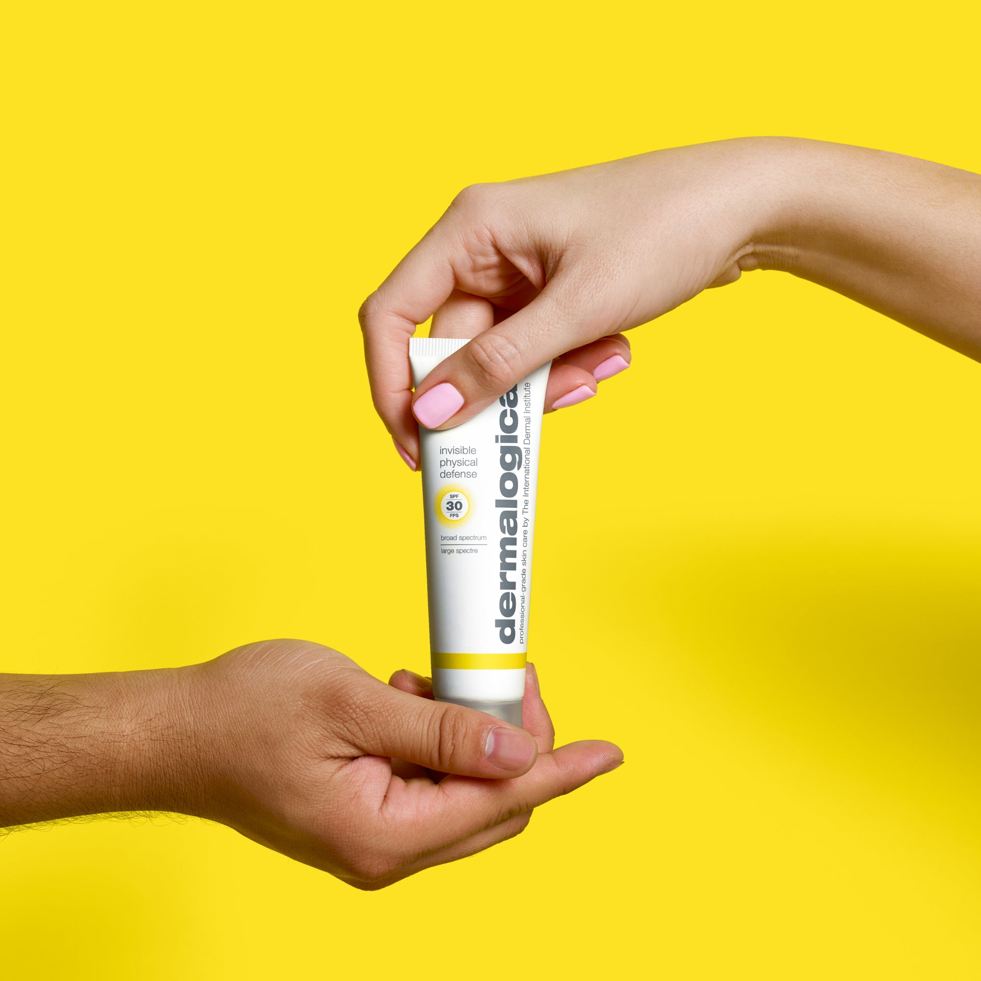 Сонцезахисний крем для обличчя Невидимий захист  Dermalogica Invisible Physical Defense SPF30