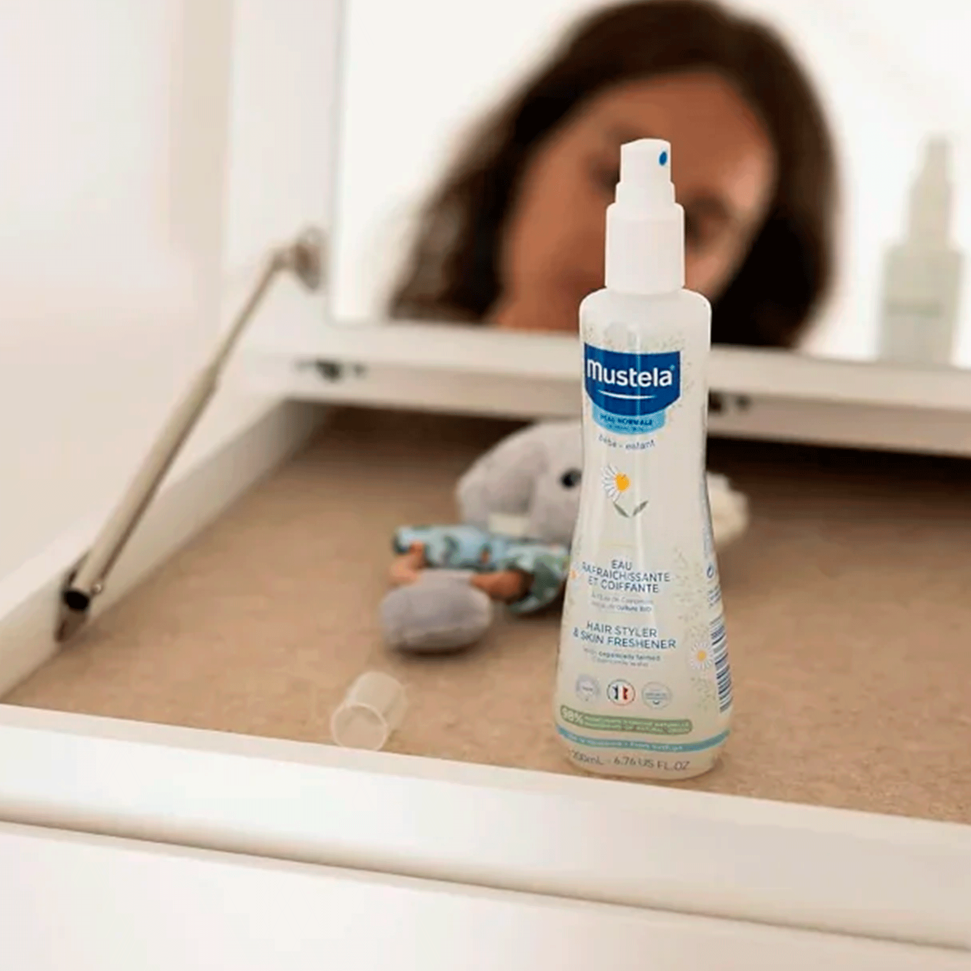 Освежающий спрей для тела и волос Mustela Hair Styler & Skin Freshener
