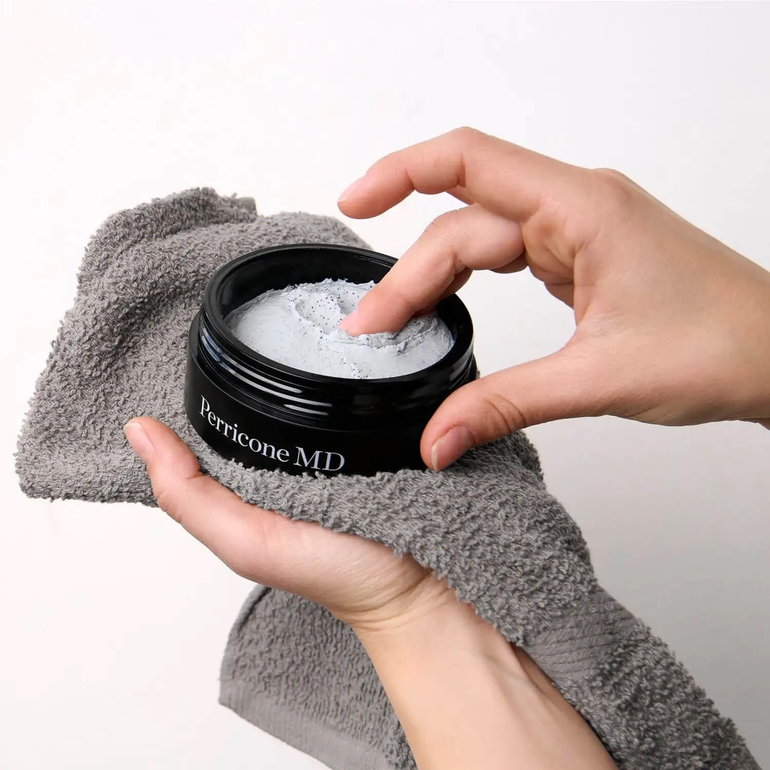 Очищающее средство с глиной Perricone MD Cold Plasma Plus+ Daily Detox Clay Cleanser