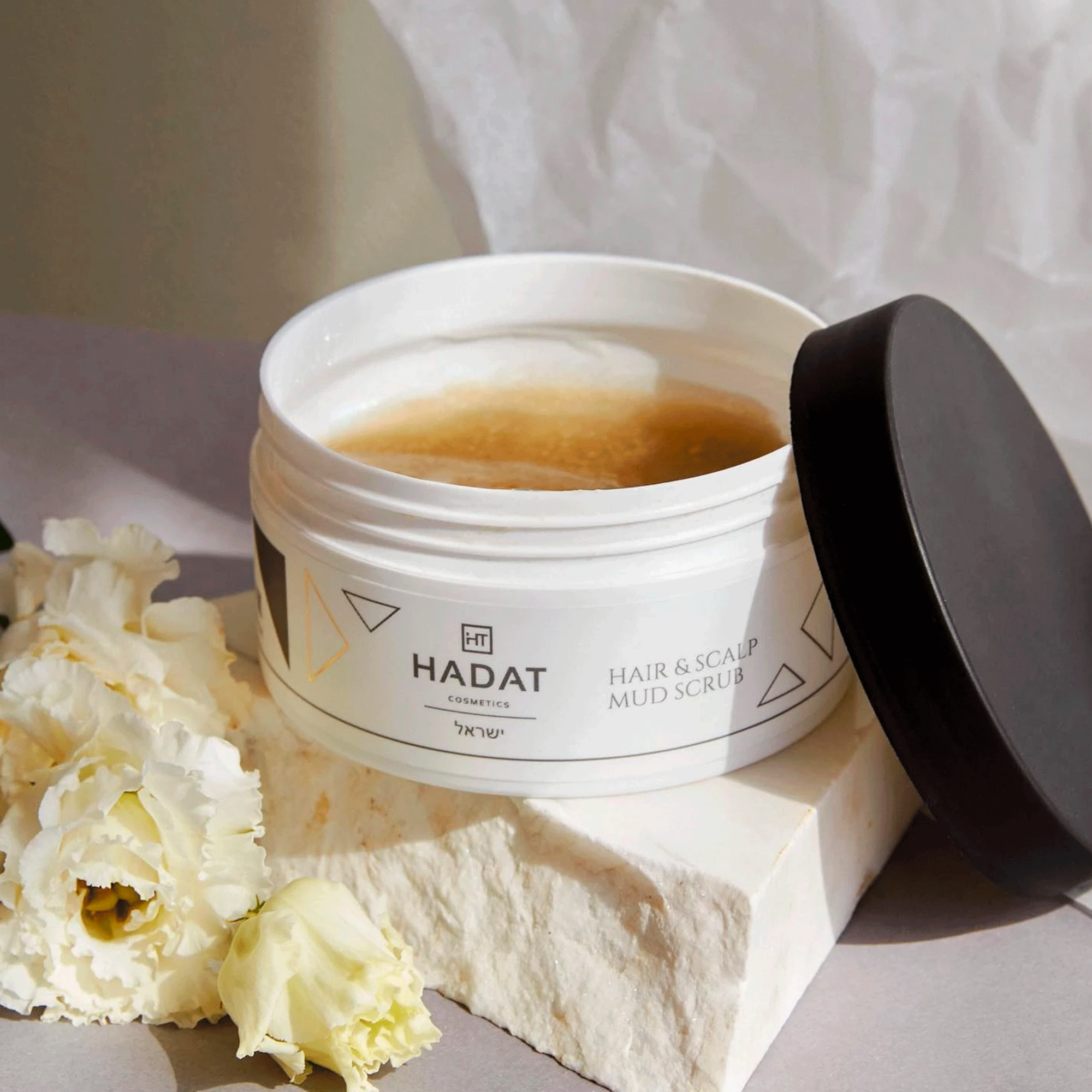 Очищающий скраб с морской солью для волос и кожи головы Hadat Cosmetics Hair and Scap Mud Scrub