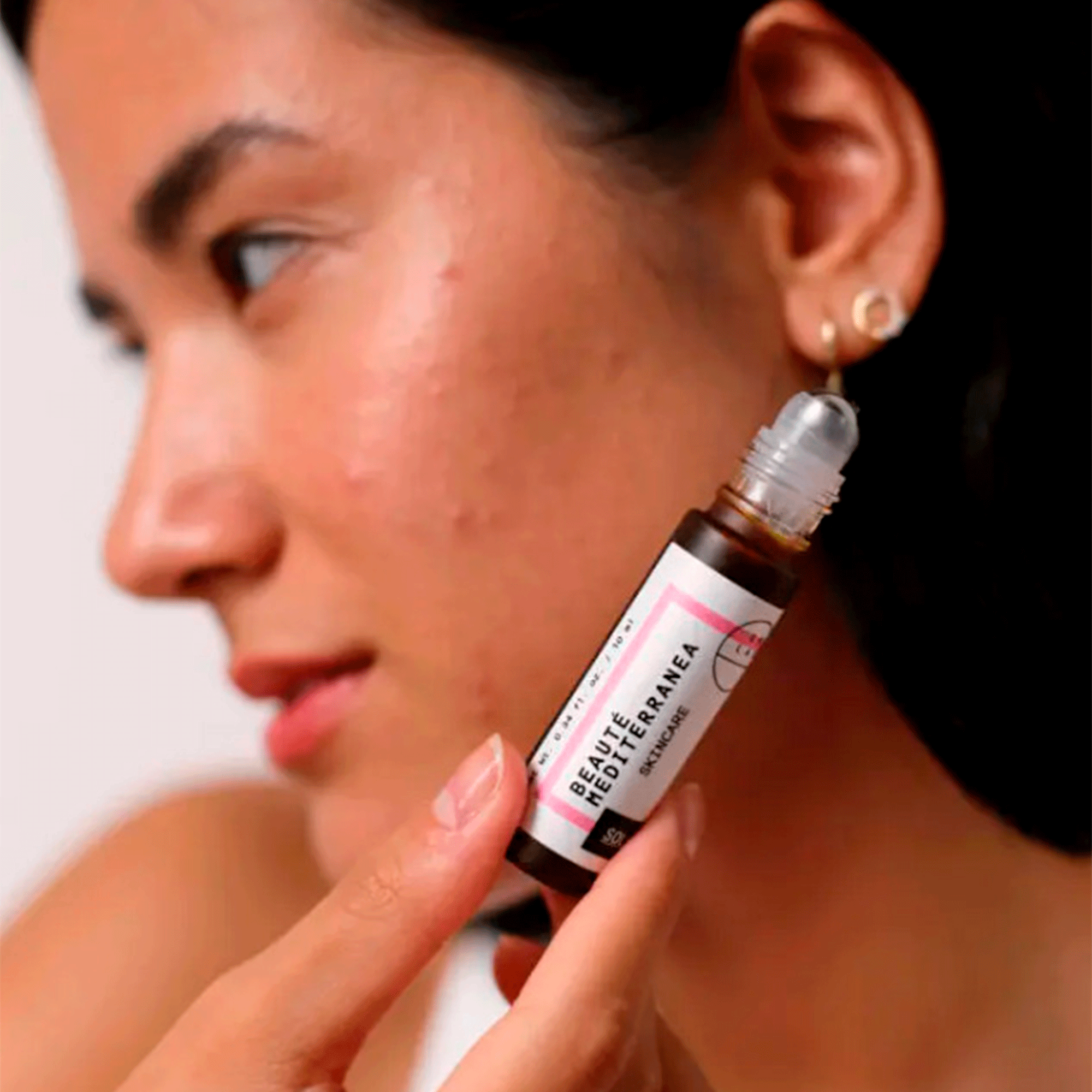 Кульковий засіб локальної дії Beaute Mediterranea Spot Lover Roll-On