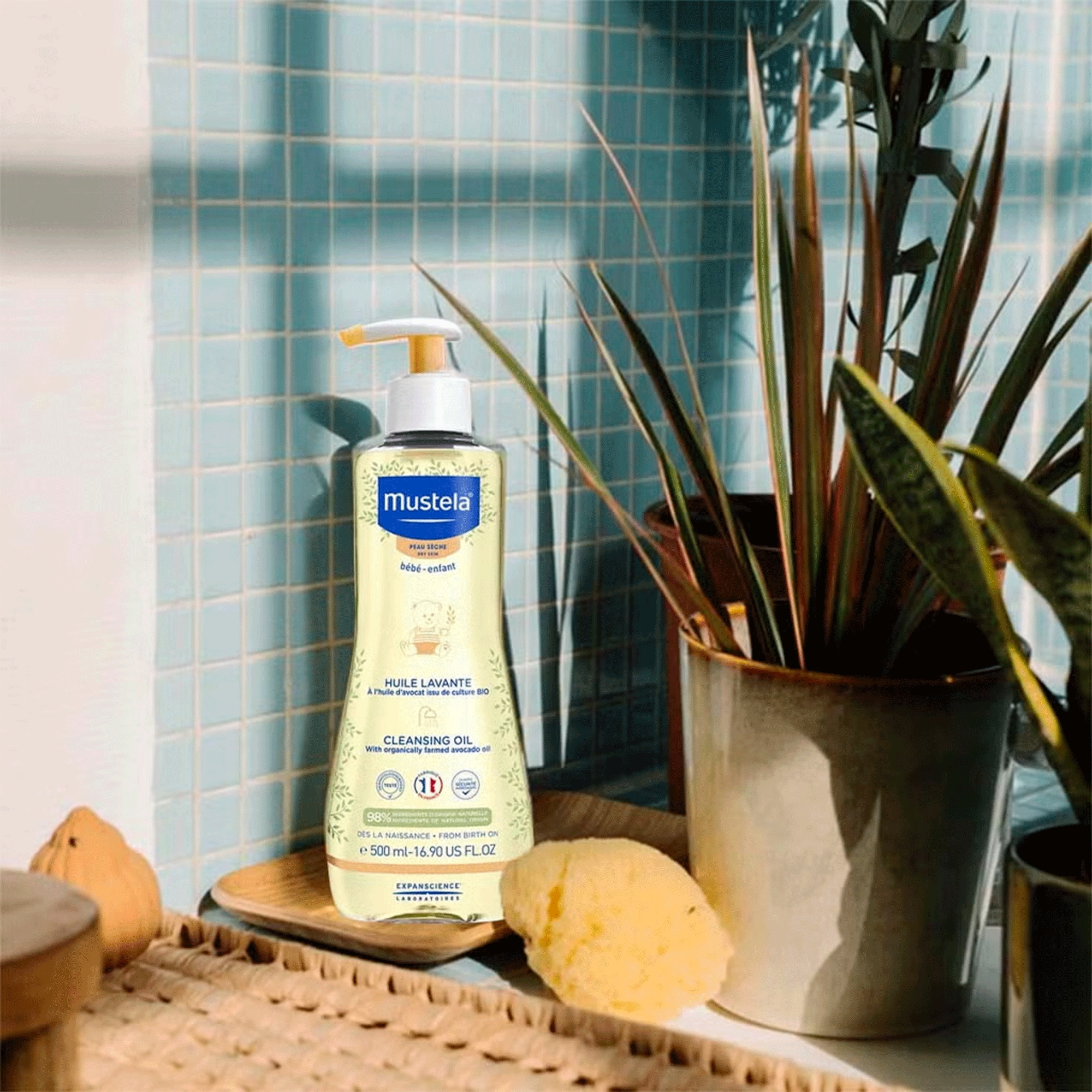 Очищающее масло для сухой кожи Mustela Bebe Cleansing Oil