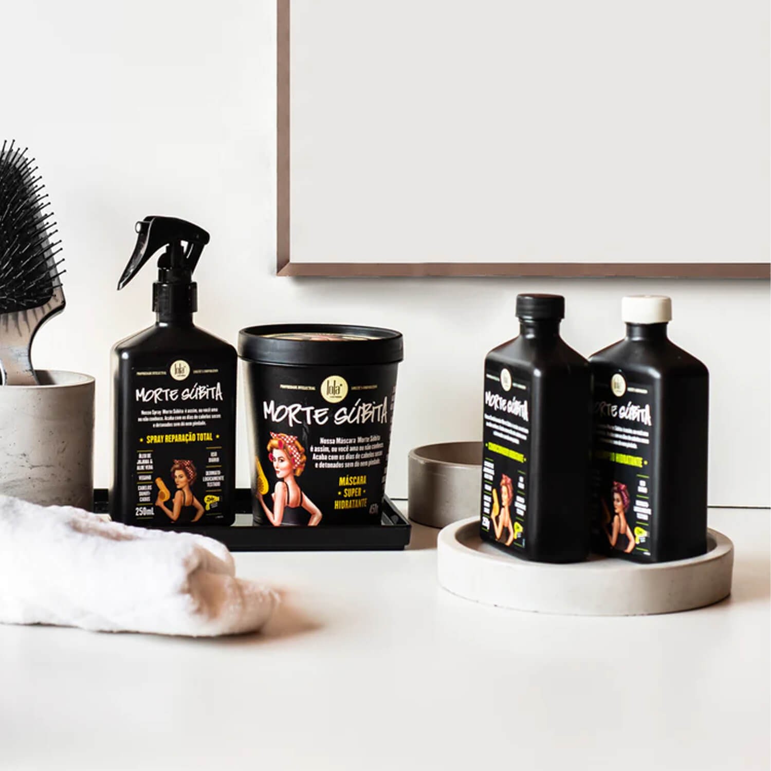 Увлажняющий шампунь для волос Lola Cosmetics Morte Subita Shampoo