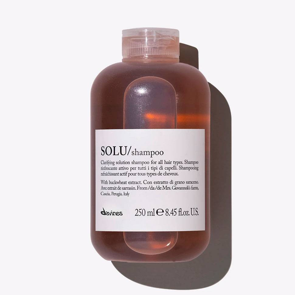 Освежающий шампунь для глубокого очищения Davines SOLU Shampoo