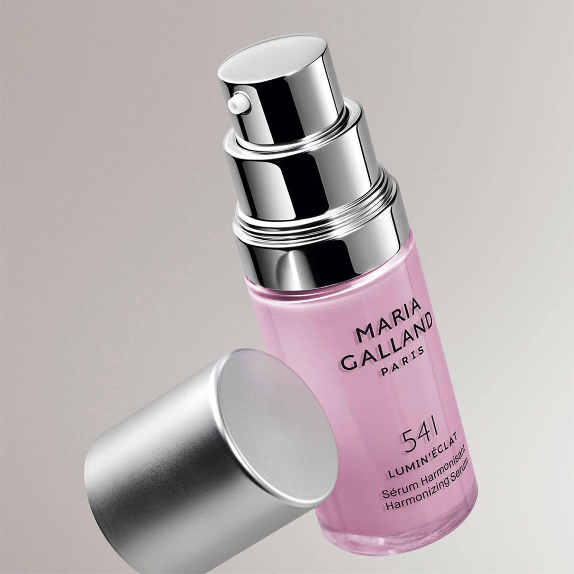 Сыворотка для борьбы с пигментными пятнами Maria Galland 541 Lumin'Éclat Harmonizing Serum