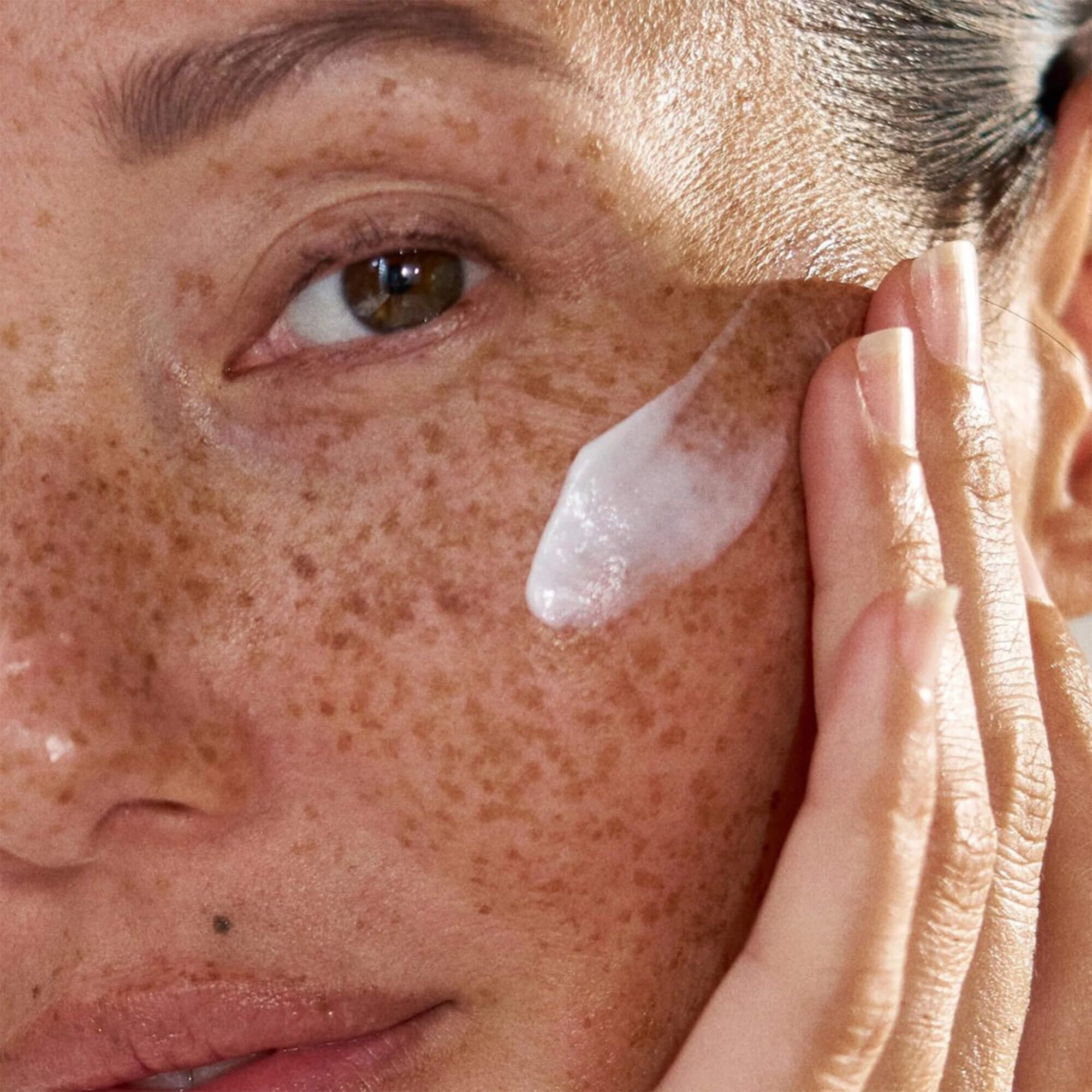 Трио бестселлеров для восстановления и увлажнения кожи Dermalogica Smooth + Hydrate kit 