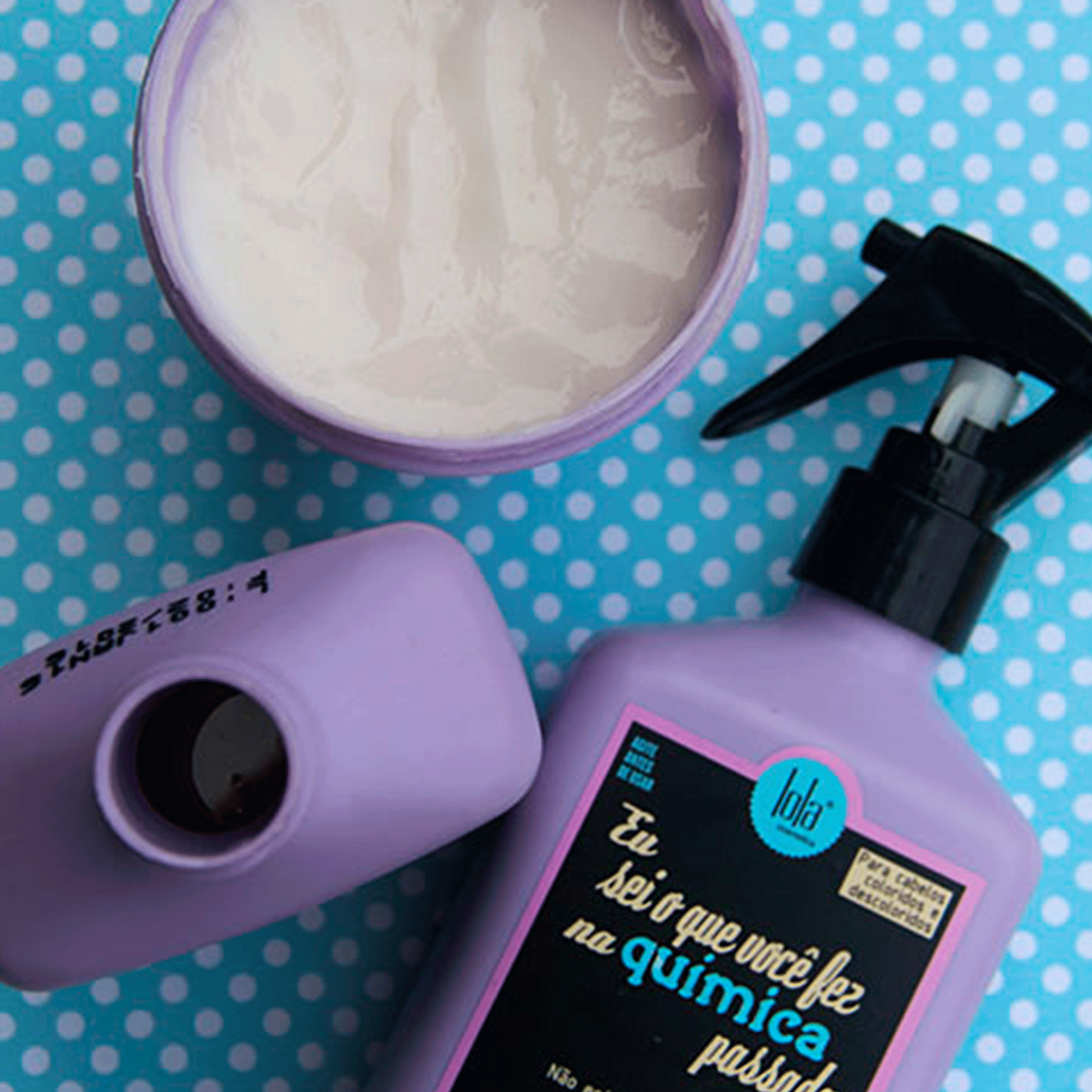 Спрей для пошкодженого або знебарвленого волосся Lola Cosmetics Quimica Passada Spray