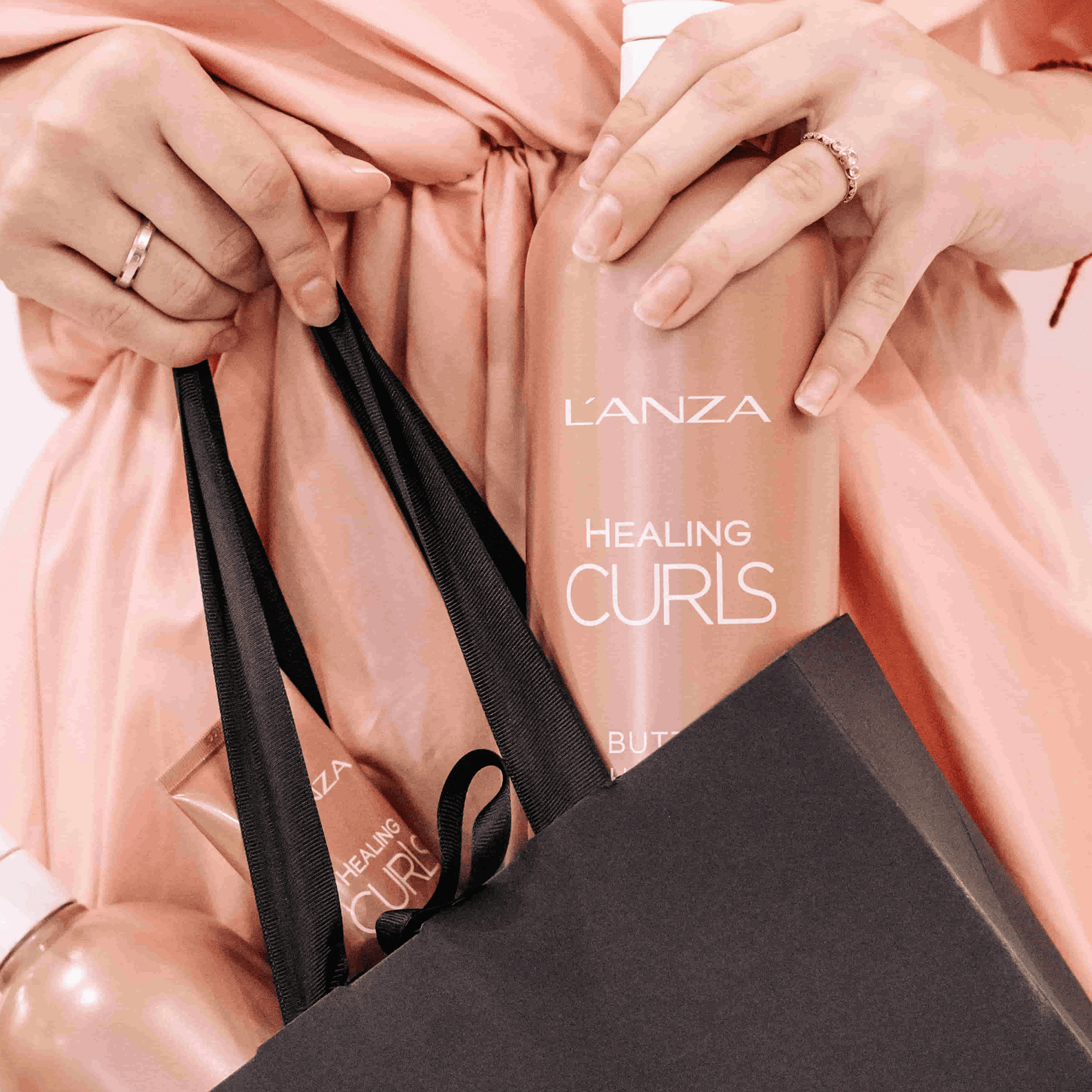 Шампунь для кучерявого волосся L’anza Healing Curls Butter Shampoo