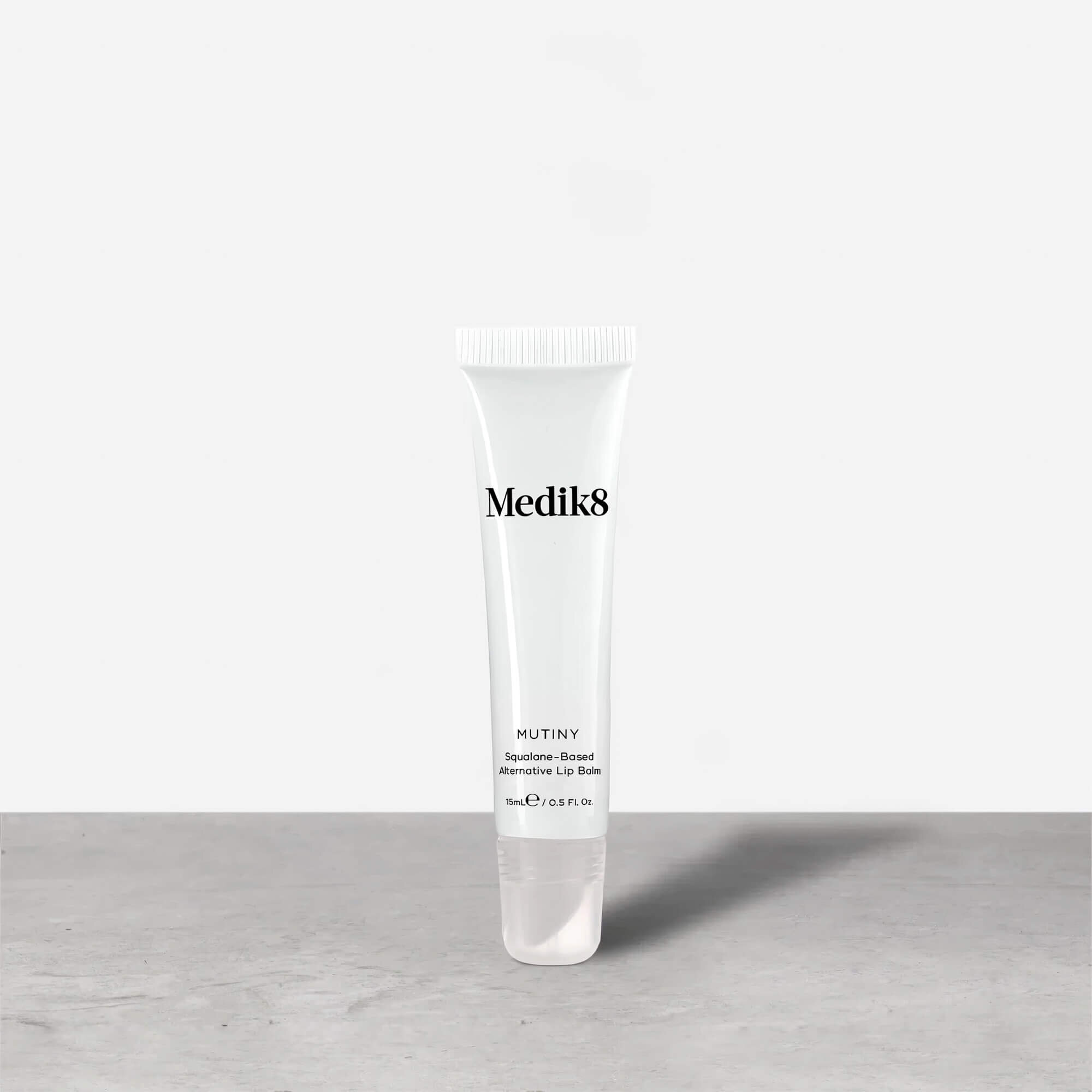 Лимитированный подарочный ночной набор Medik8 Overnight Restore Duo