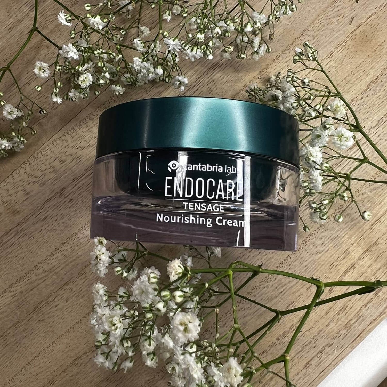 Регенеруючий крем з ефектом ліфтингу Cantabria Labs Endocare Tensage Cream