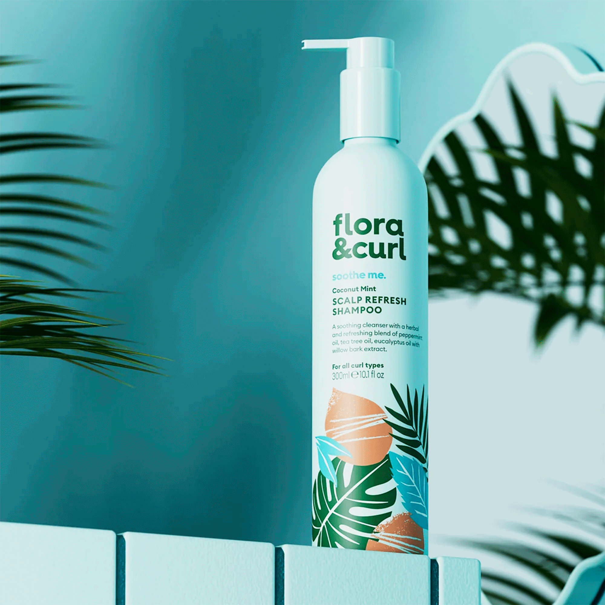 Освежающий шампунь для кожи головы Flora Curl Soothe Me Coconut Mint Scalp Refresh Shampoo