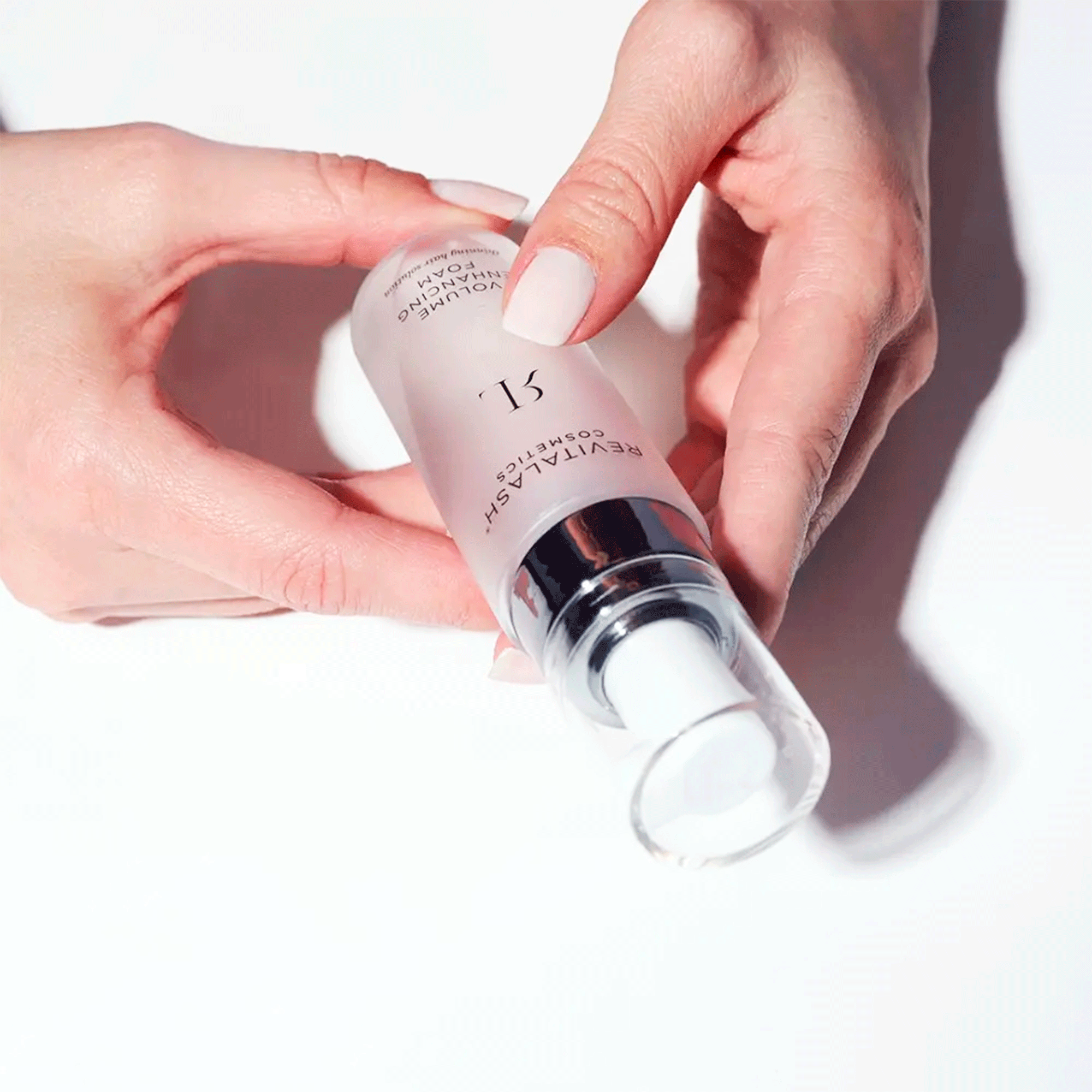 Пенка для волос RevitaLash Volume Enhancing Foam